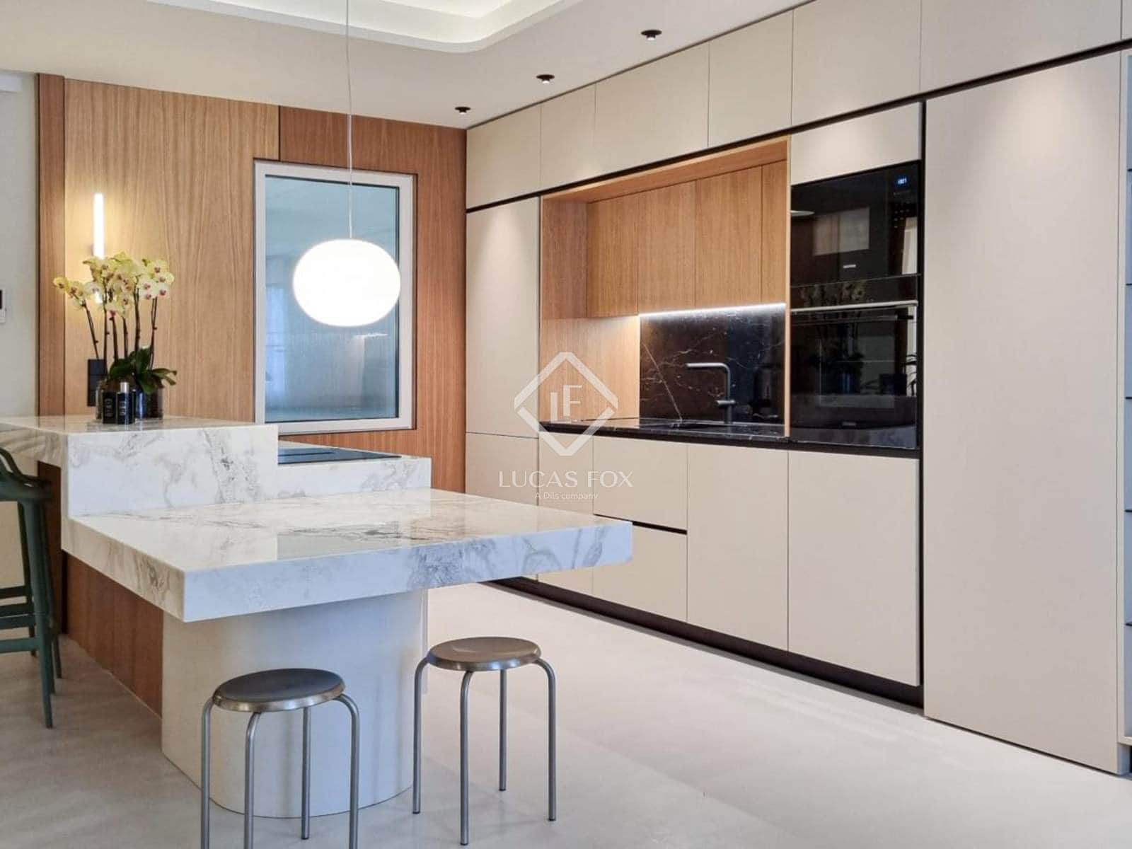 3 soveværelse Lejlighed til salg i Madrid by - € 1.695.000 (Ref: 9449701)