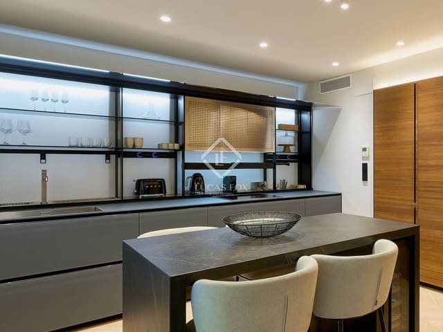 3 slaapkamer Appartement te koop in Granada stad met garage - € 1.100.000 (Ref: 9449704)