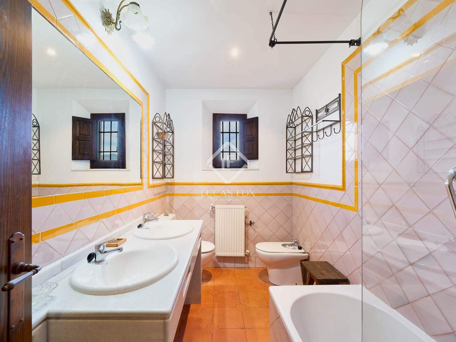 5 soveværelse Finca/Landehus til salg i Otura - € 1.195.000 (Ref: 9449705)