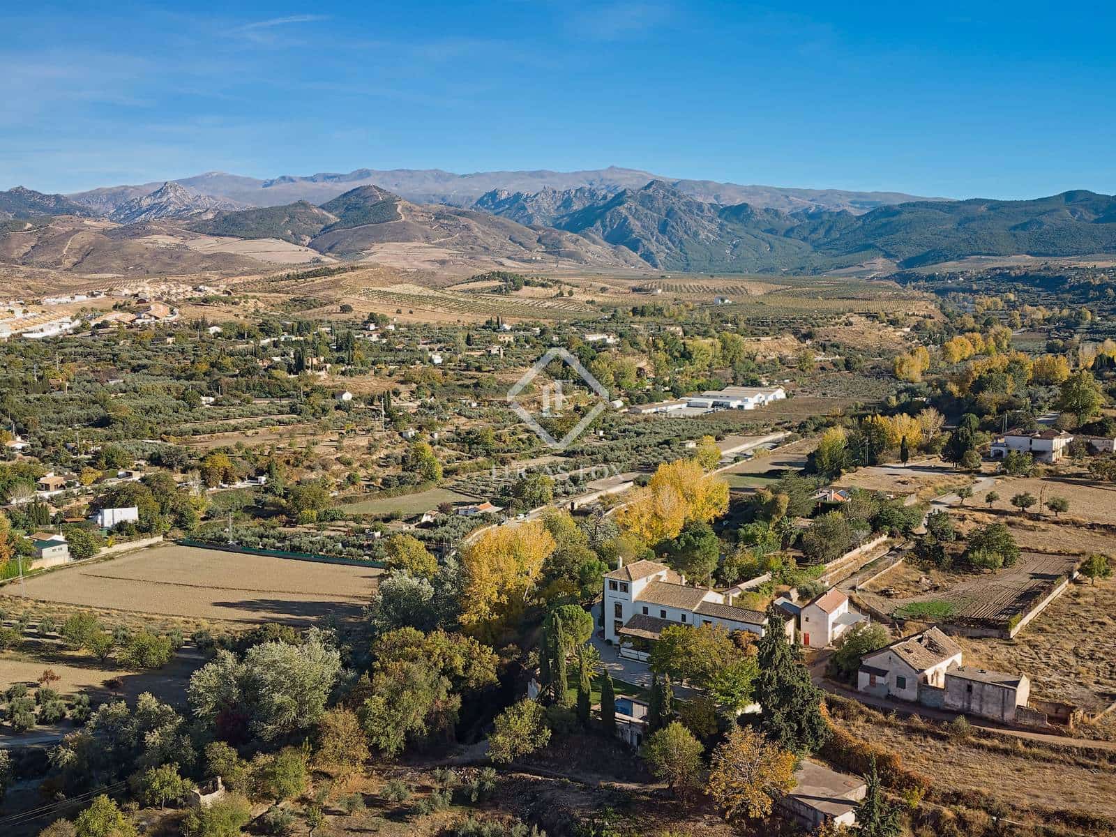 5 soveværelse Finca/Landehus til salg i Otura - € 1.195.000 (Ref: 9449705)