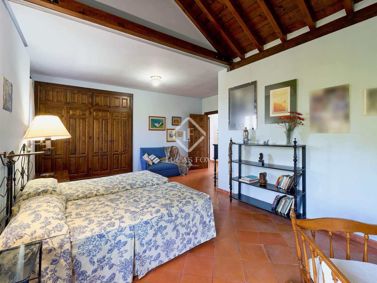 5 soveværelse Finca/Landehus til salg i Otura - € 1.195.000 (Ref: 9449705)