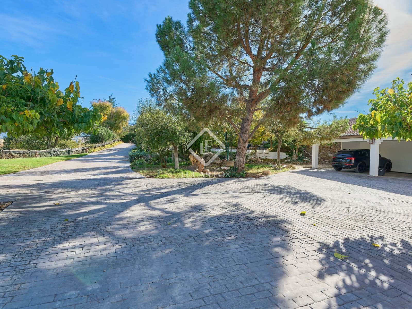 5 soveværelse Finca/Landehus til salg i Otura - € 1.195.000 (Ref: 9449705)