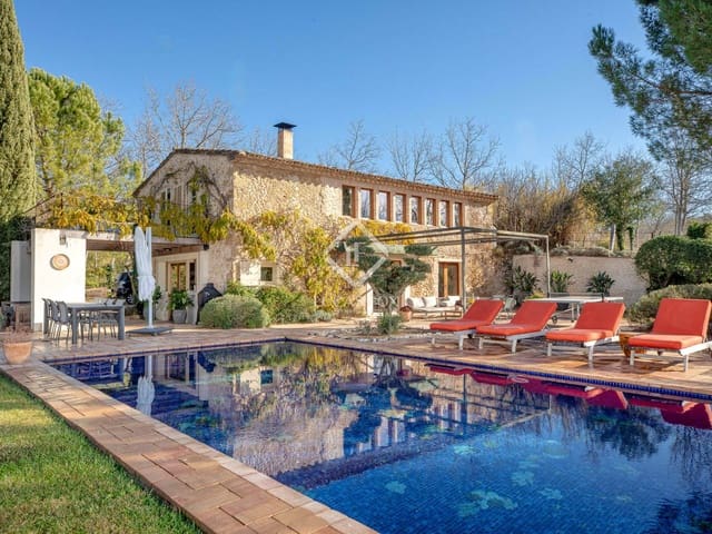 4 slaapkamer Finca/Landhuis te koop in Pontós met zwembad - € 1.175.000 (Ref: 9449725)