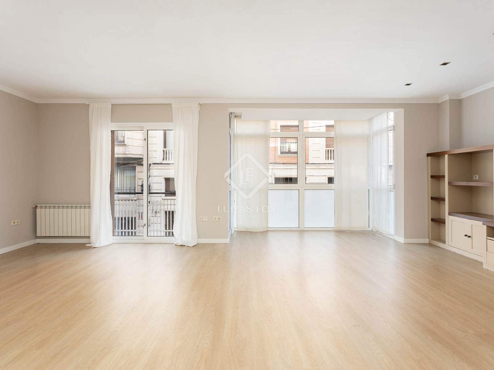 4 chambre Appartement à vendre à Barcelone ville - 875 000 € (Ref: 9449898)