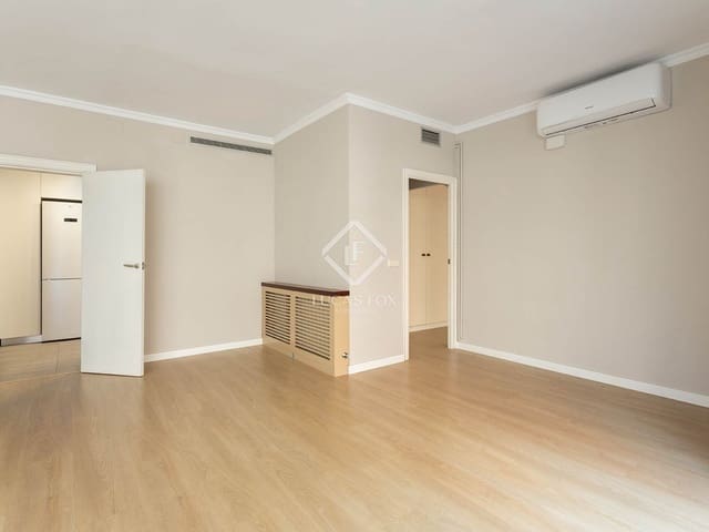 4 chambre Appartement à vendre à Barcelone ville - 875 000 € (Ref: 9449898)