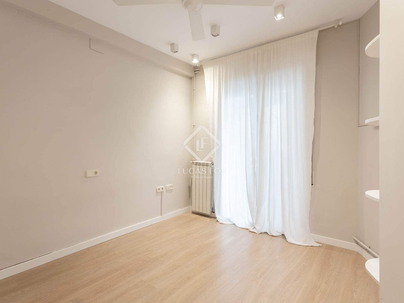 4 chambre Appartement à vendre à Barcelone ville - 875 000 € (Ref: 9449898)