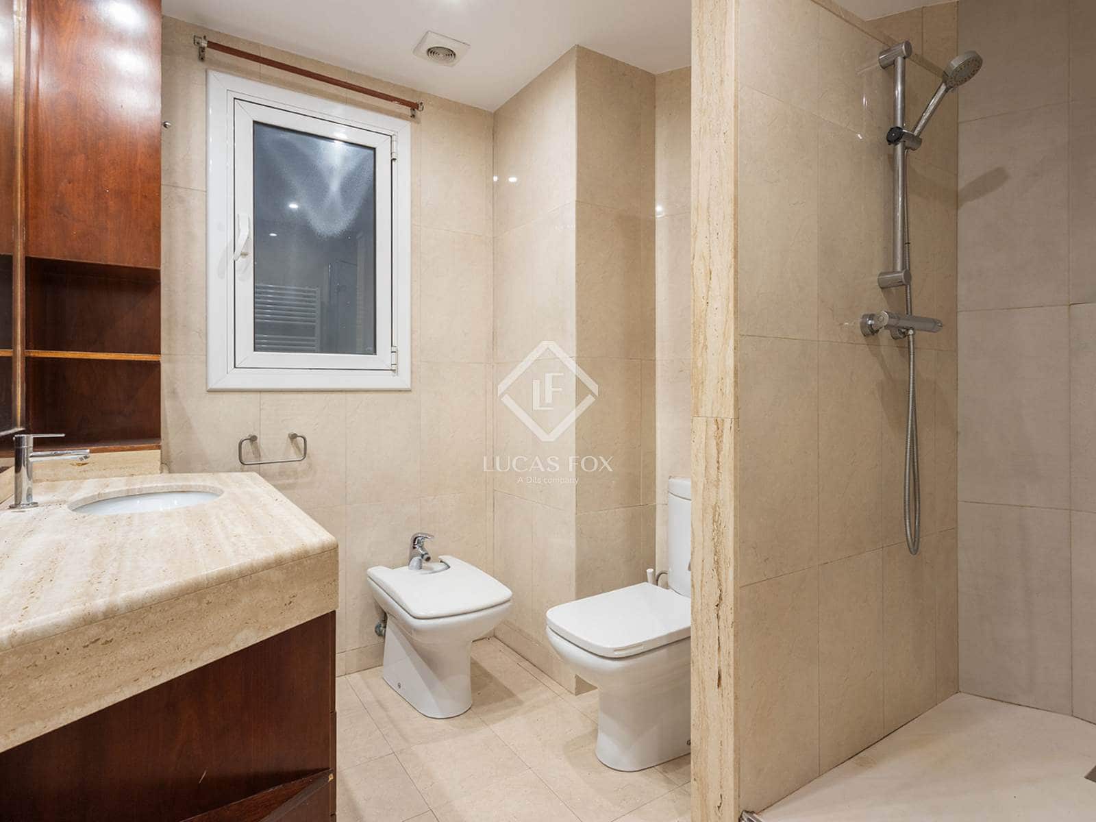 4 chambre Appartement à vendre à Barcelone ville - 875 000 € (Ref: 9449898)