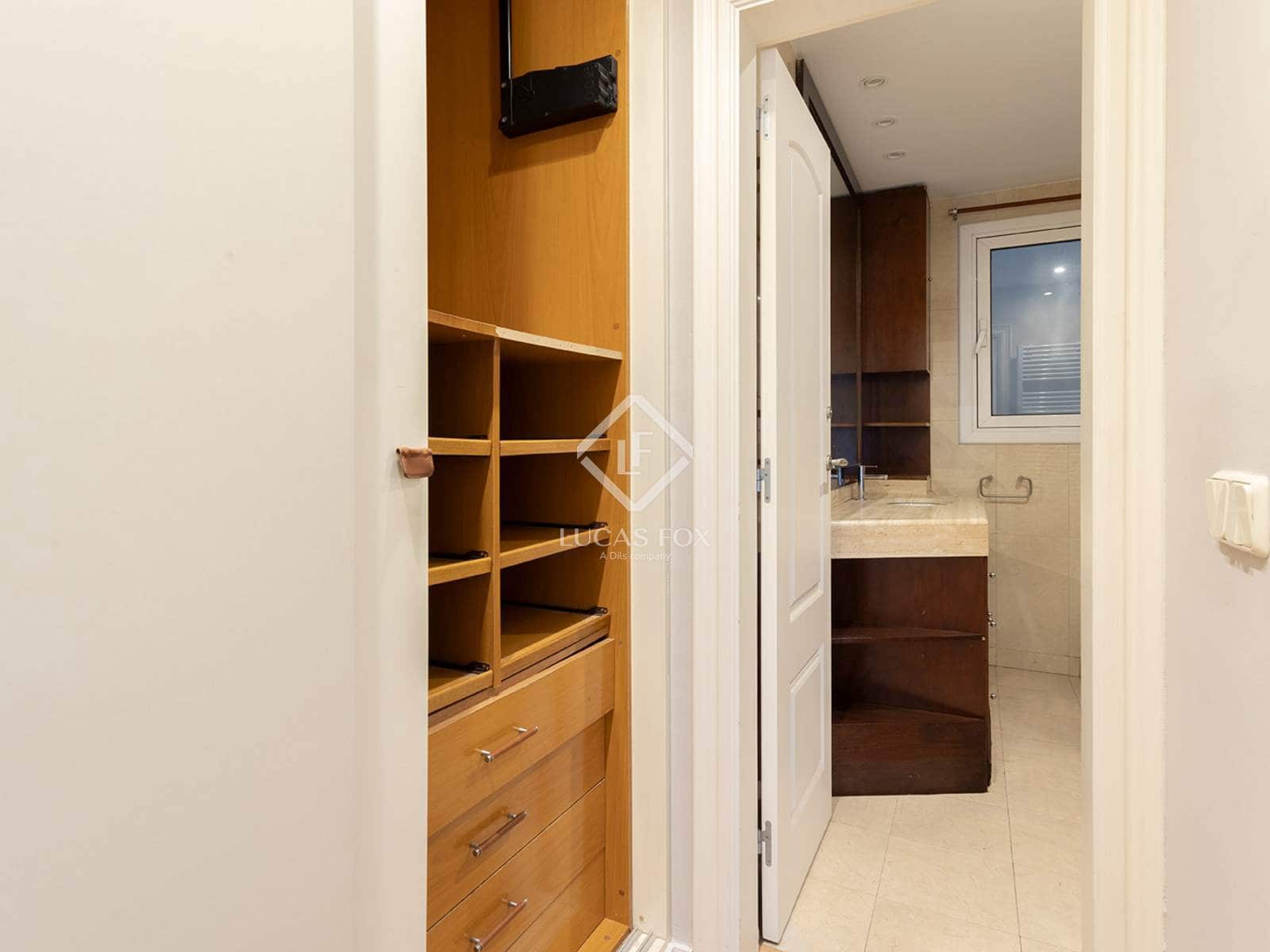 4 chambre Appartement à vendre à Barcelone ville - 875 000 € (Ref: 9449898)