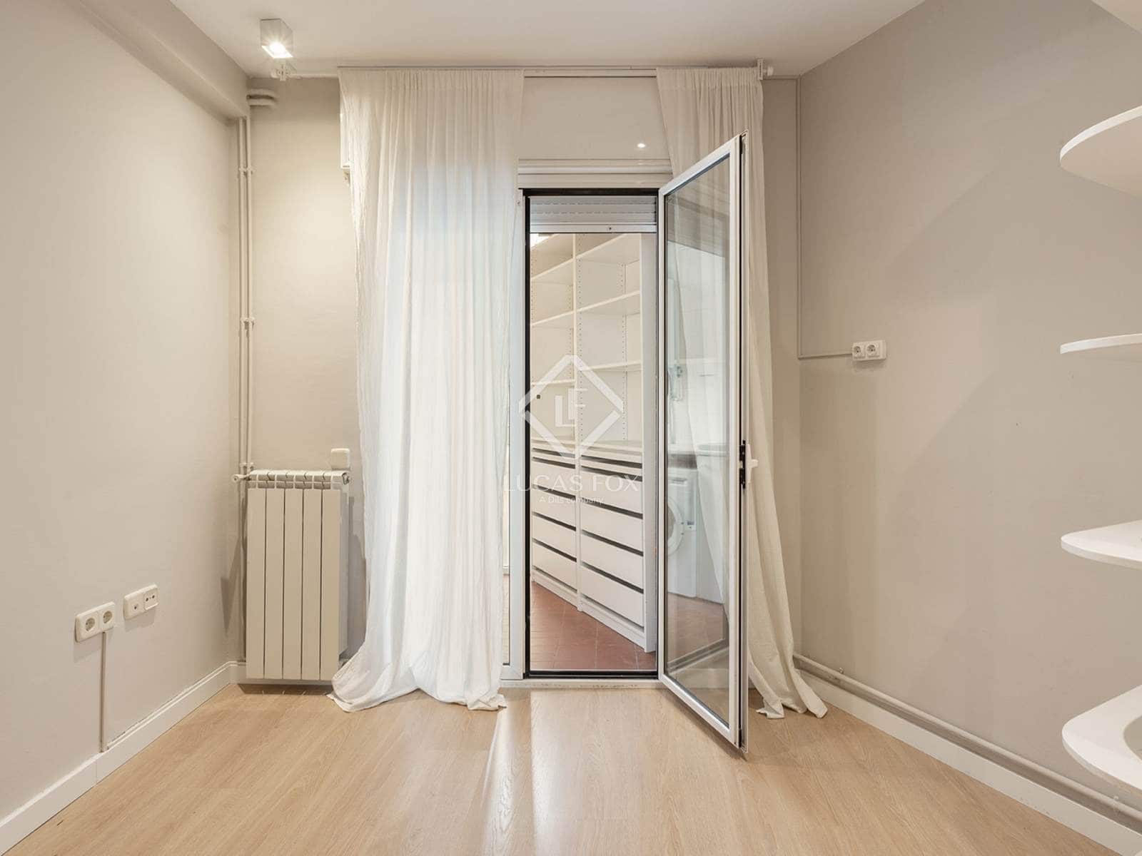 4 chambre Appartement à vendre à Barcelone ville - 875 000 € (Ref: 9449898)