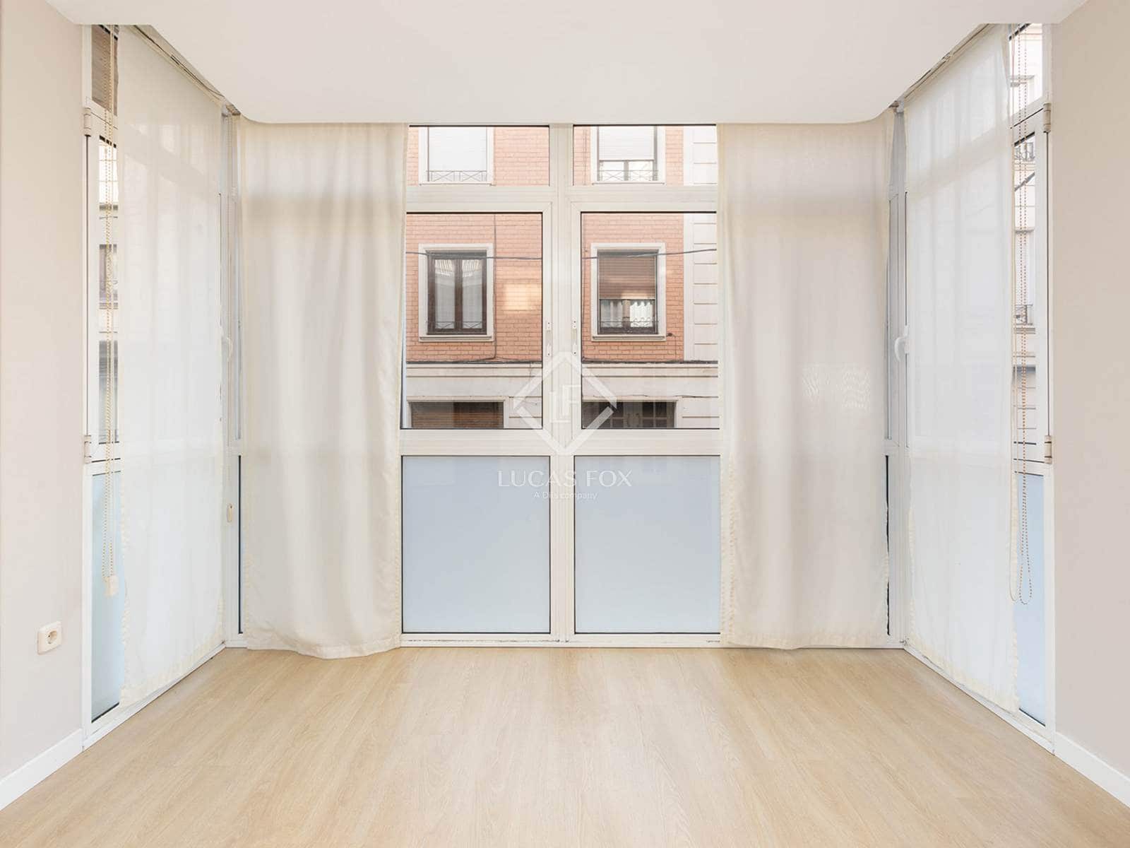 4 chambre Appartement à vendre à Barcelone ville - 875 000 € (Ref: 9449898)