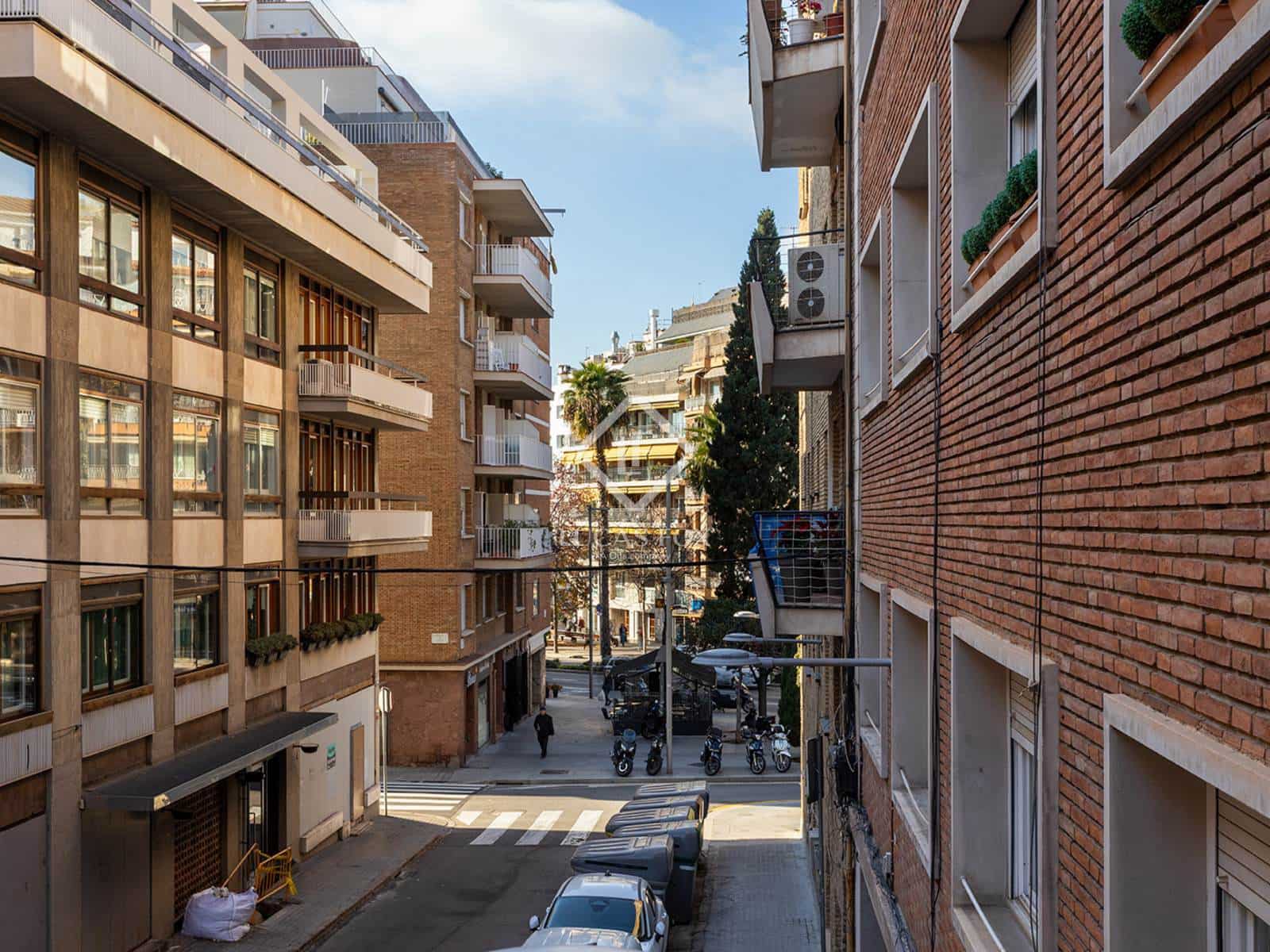 4 chambre Appartement à vendre à Barcelone ville - 875 000 € (Ref: 9449898)