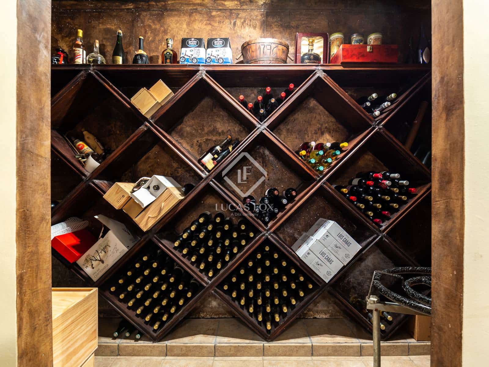 7 slaapkamer Villa te koop in Sant Cugat del Valles met zwembad garage - € 2.475.000 (Ref: 9449899)