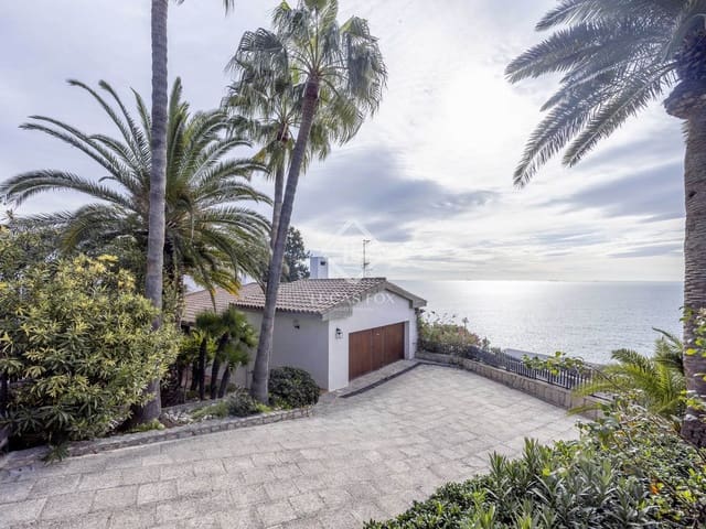 Chalet de 6 habitaciones en Oropesa  en venta con piscina garaje - 2.580.000 € (Ref: 9449900)