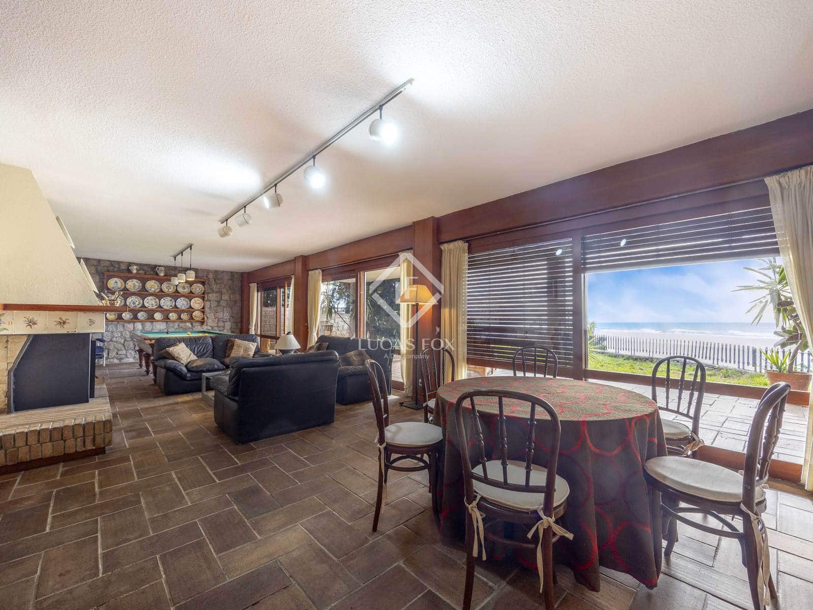 Chalet de 6 habitaciones en Oropesa  en venta con piscina garaje - 2.580.000 € (Ref: 9449900)