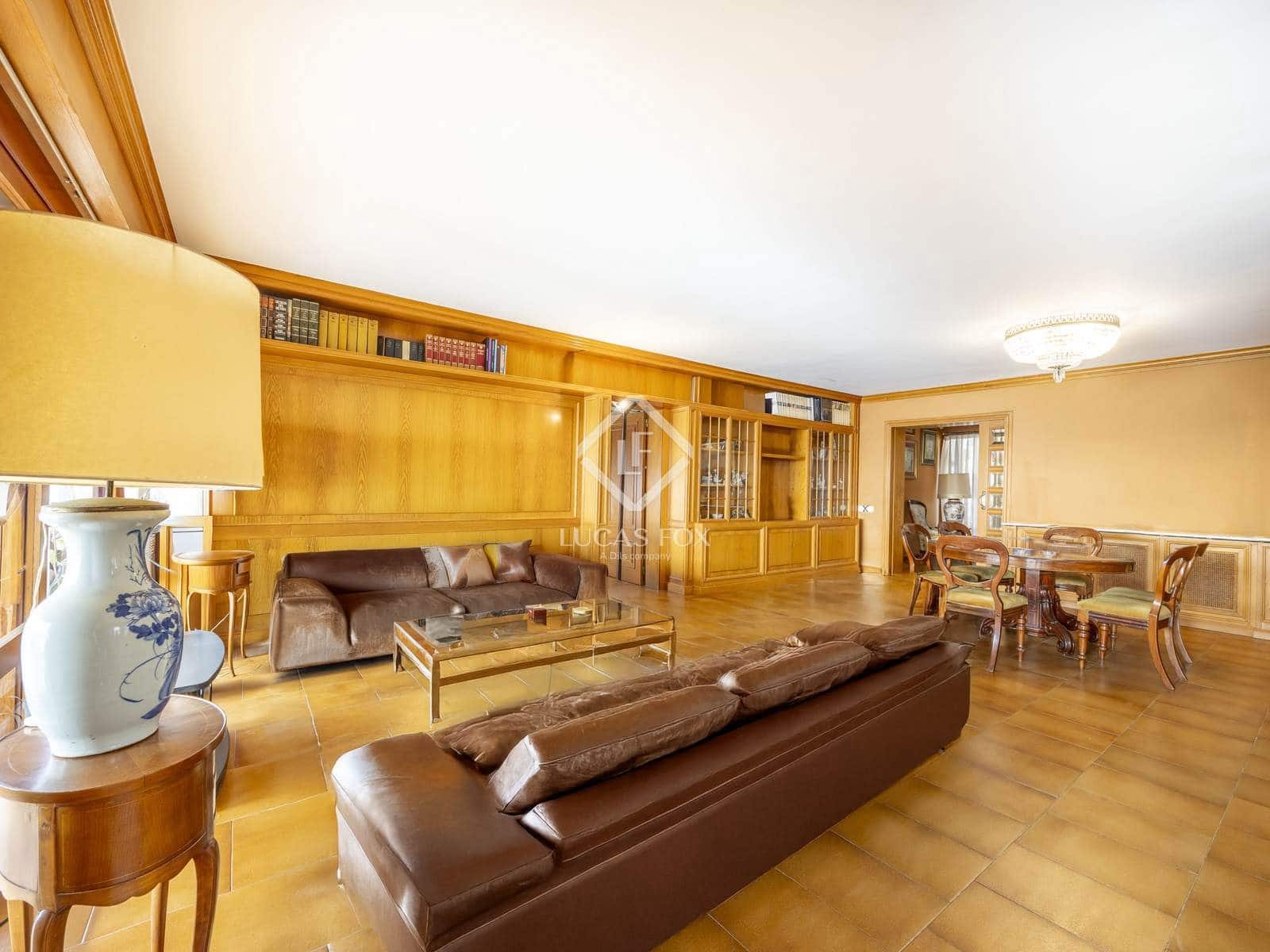 Chalet de 6 habitaciones en Oropesa  en venta con piscina garaje - 2.580.000 € (Ref: 9449900)