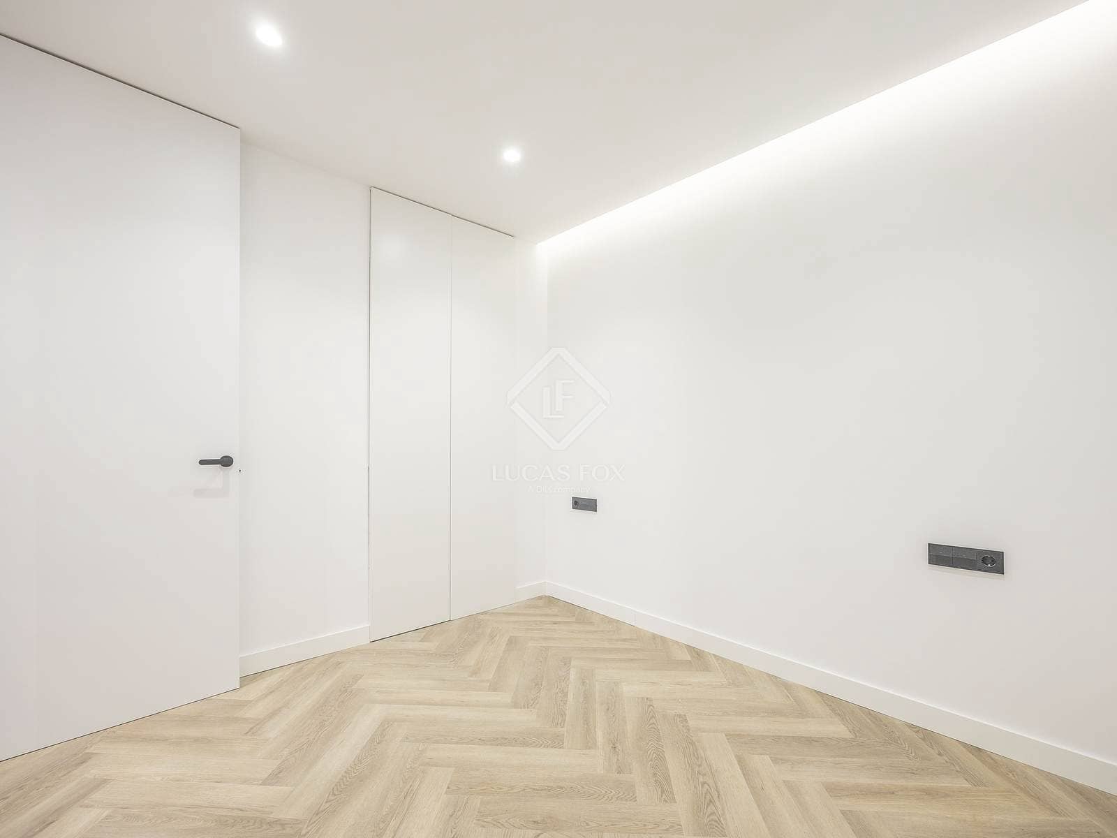 4 bedroom Apartment for sale in Valencia city - € 990,000 (Ref: 9449901)