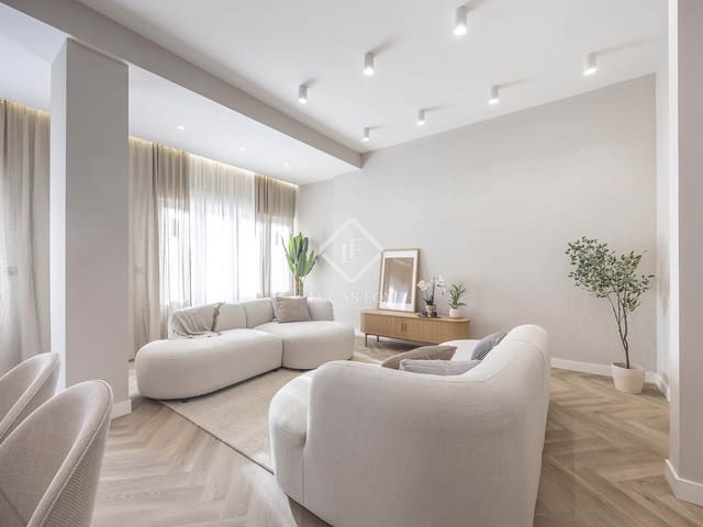 4 Zimmer Apartment zu verkaufen in València Stadt - 990.000 € (Ref: 9449901)