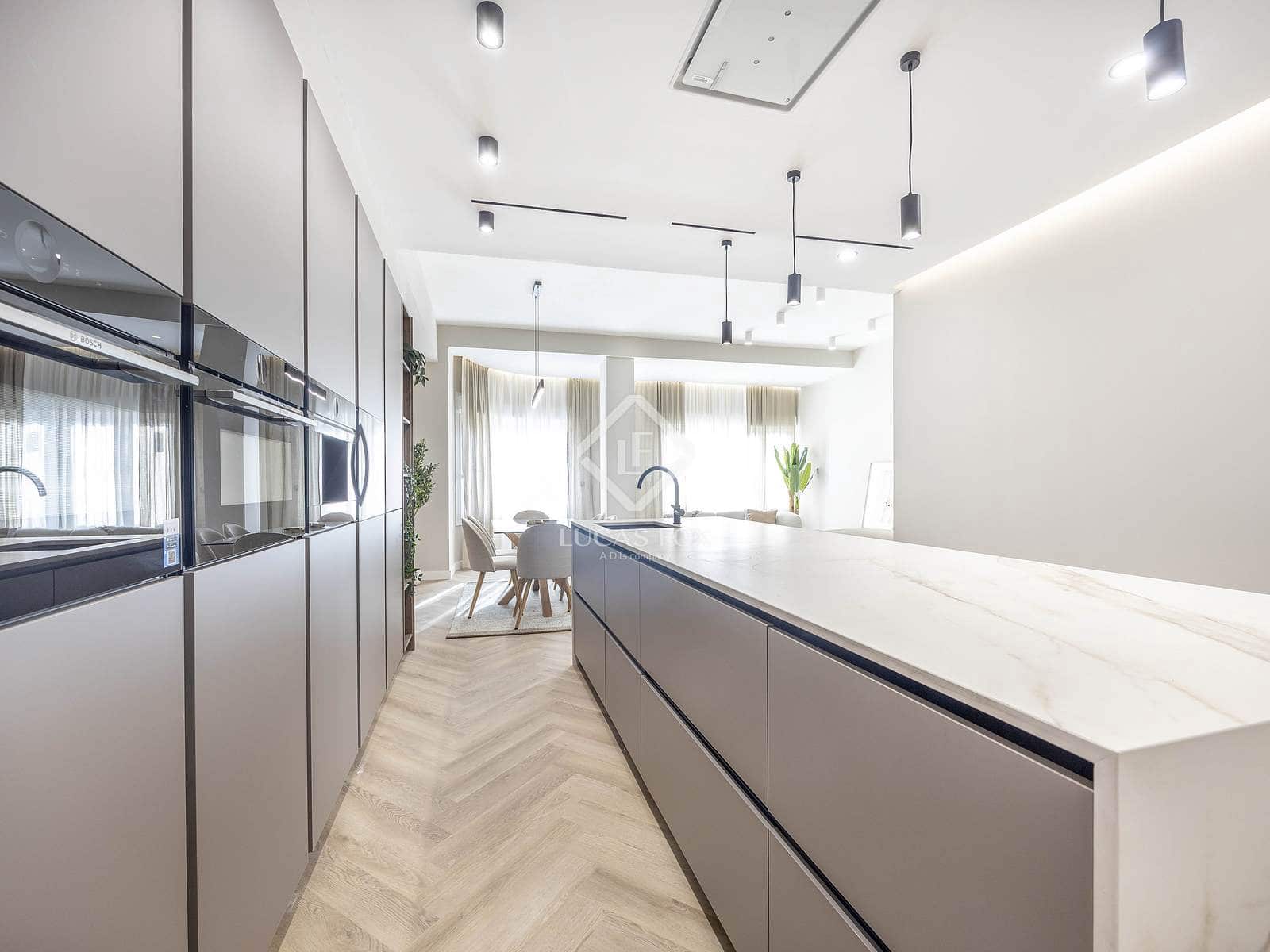 4 bedroom Apartment for sale in Valencia city - € 990,000 (Ref: 9449901)