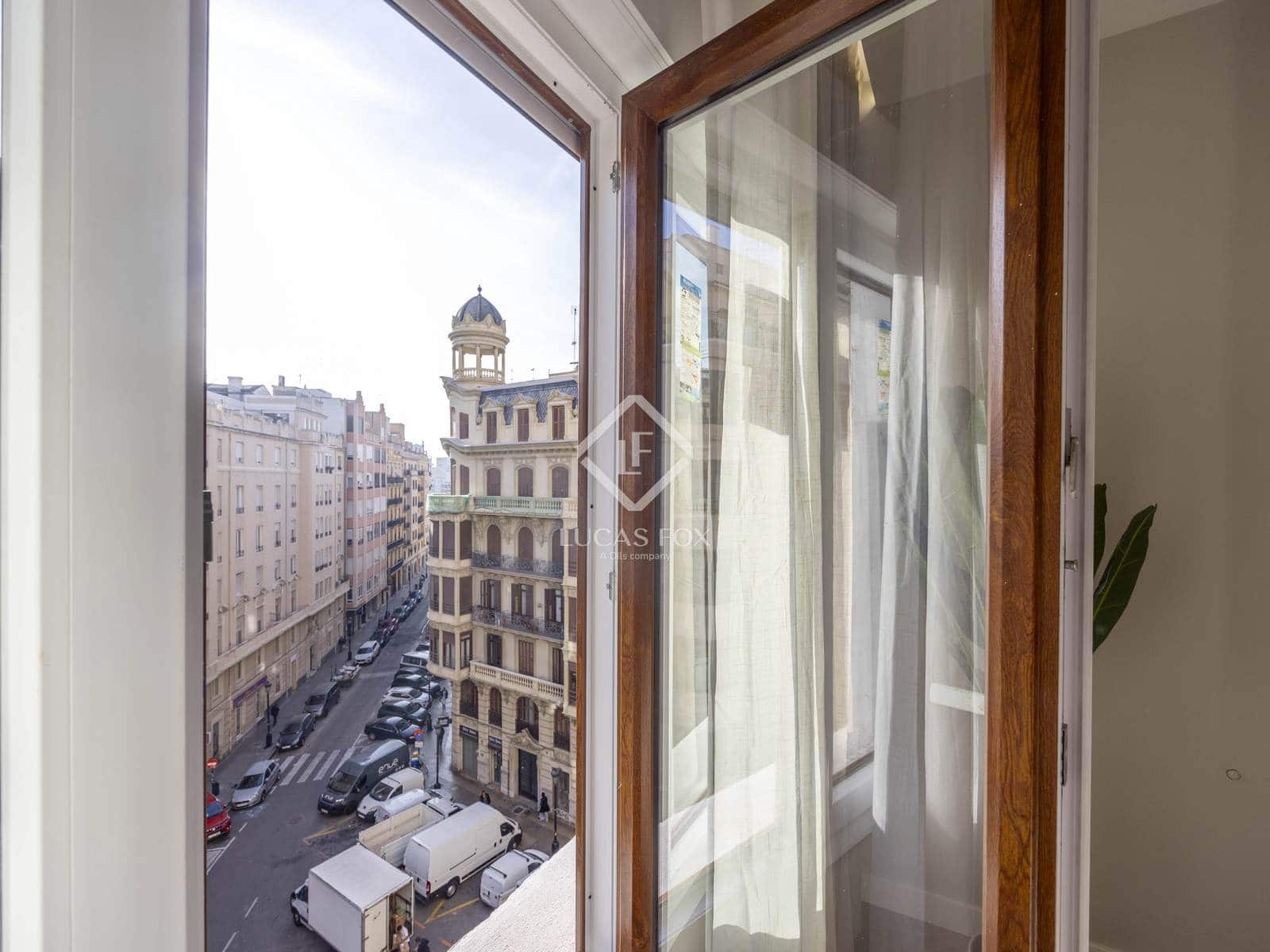 4 bedroom Apartment for sale in Valencia city - € 990,000 (Ref: 9449901)