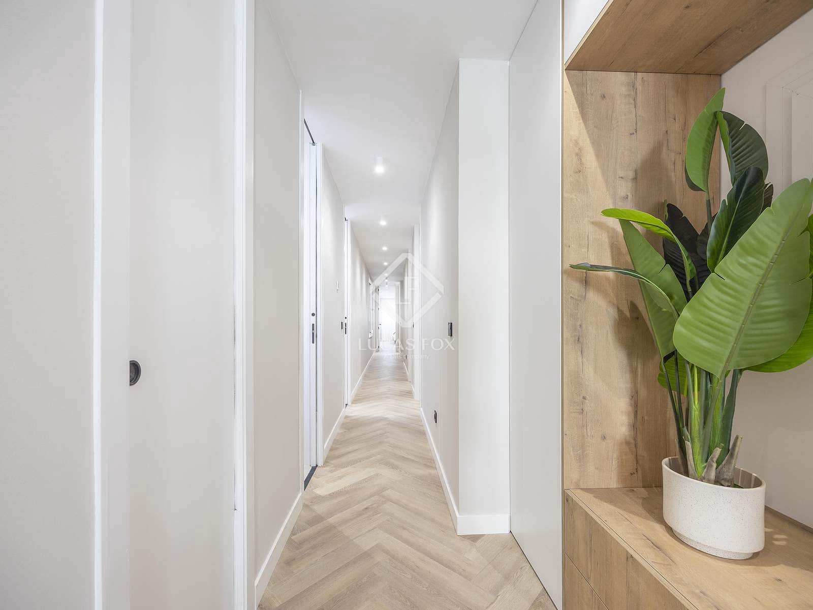 4 bedroom Apartment for sale in Valencia city - € 990,000 (Ref: 9449901)