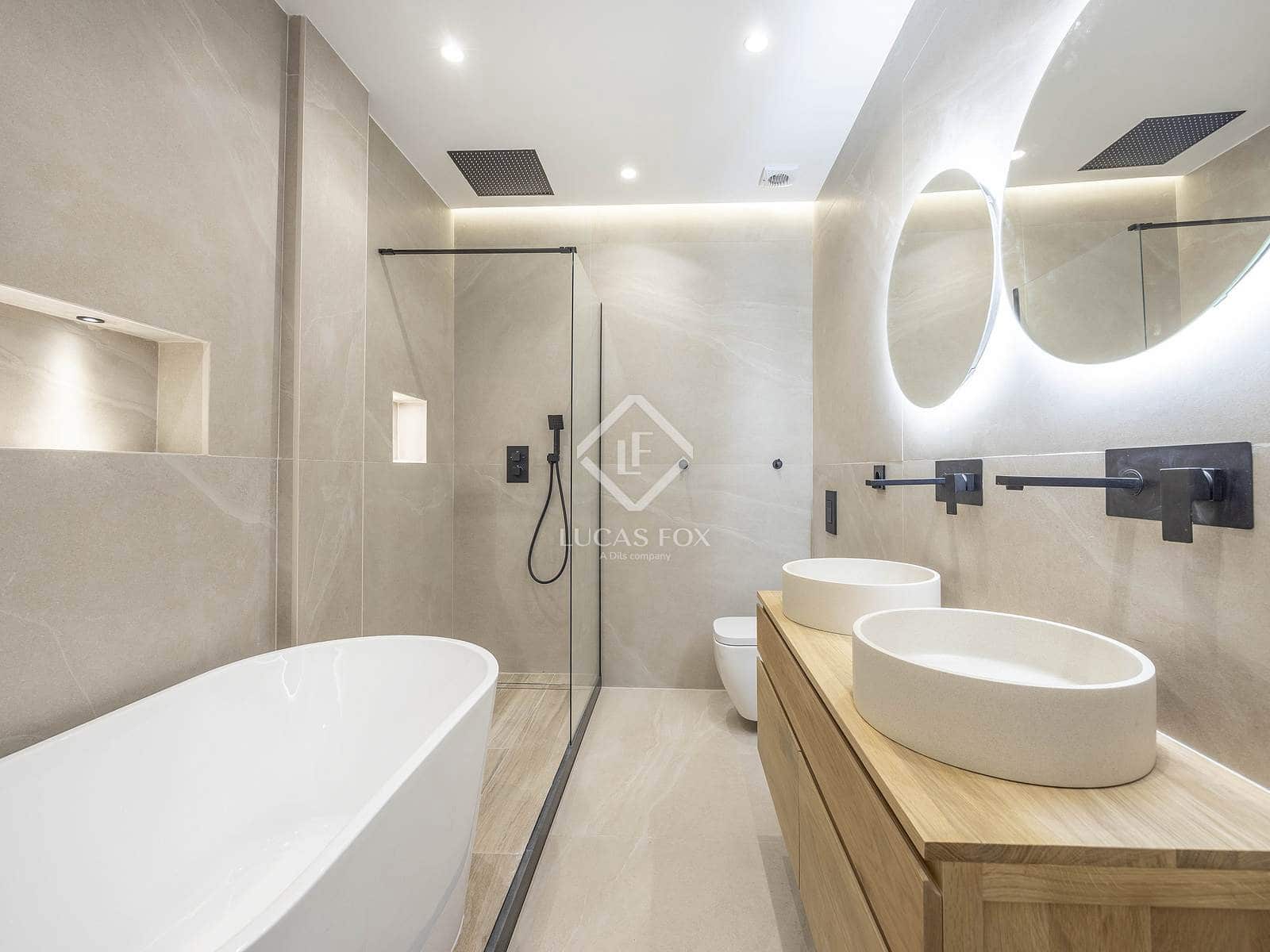 4 bedroom Apartment for sale in Valencia city - € 990,000 (Ref: 9449901)