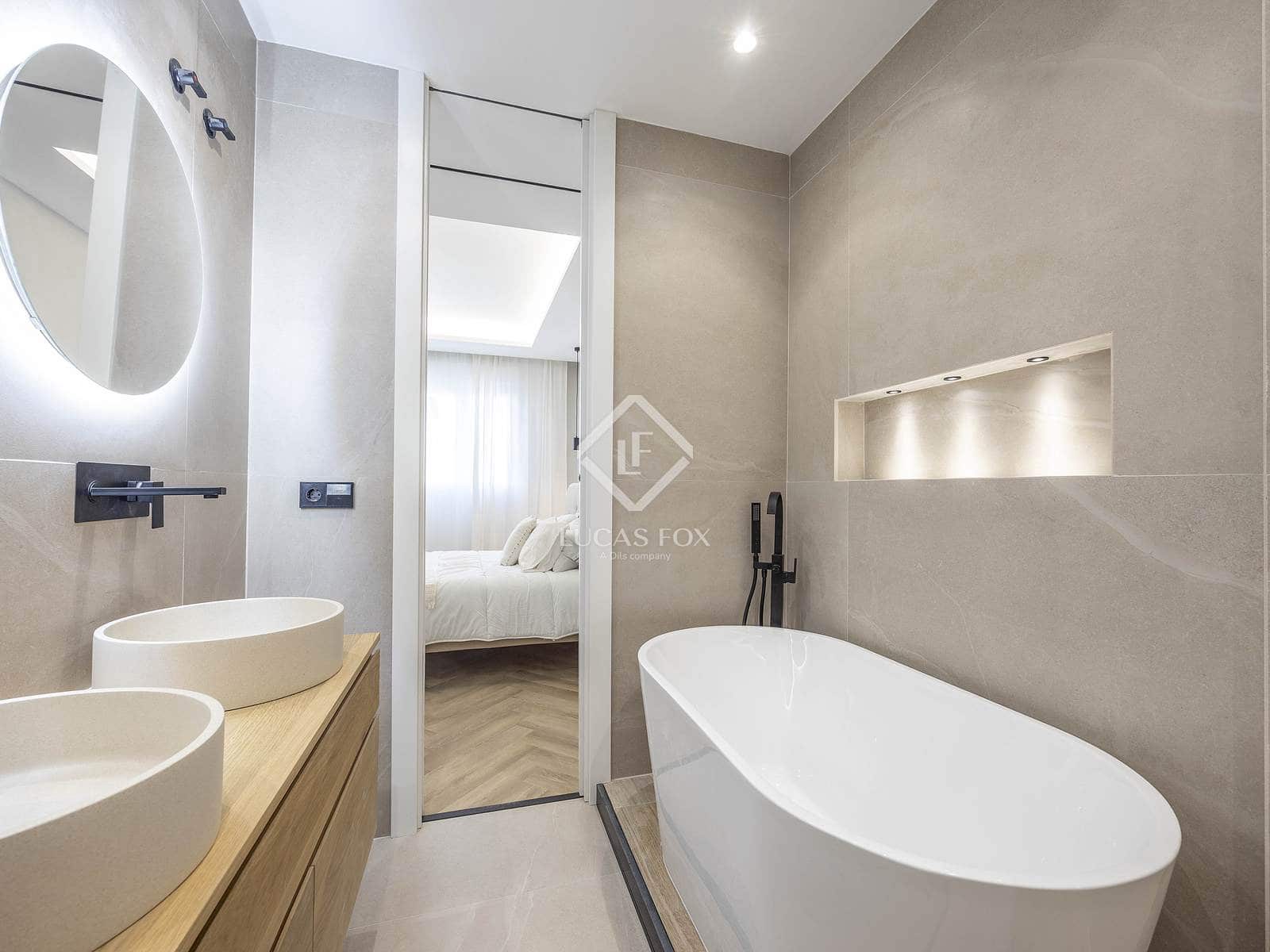 4 bedroom Apartment for sale in Valencia city - € 990,000 (Ref: 9449901)