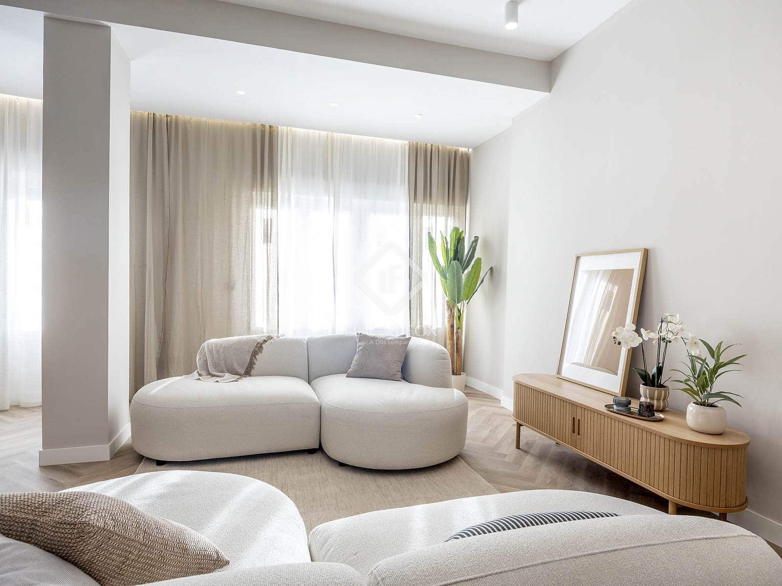 4 bedroom Apartment for sale in Valencia city - € 990,000 (Ref: 9449901)