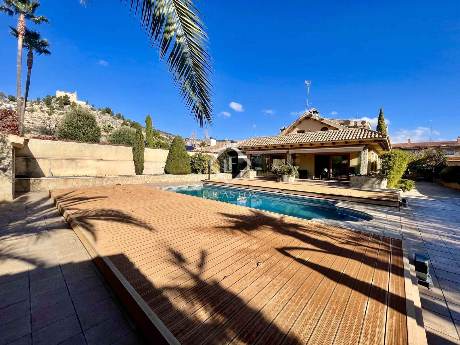 5 slaapkamer Villa te koop in Ibi met zwembad - € 800.000 (Ref: 9449902)