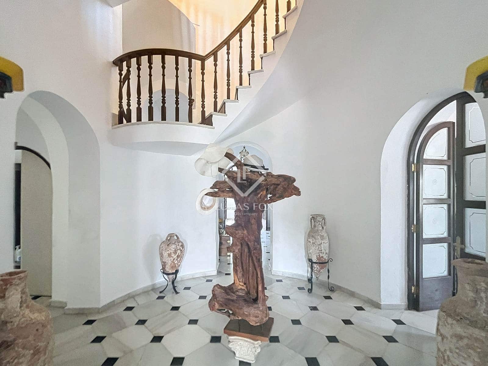 Chalet de 9 habitaciones en Mahón / Maó en venta con piscina garaje - 3.900.000 € (Ref: 9450559)