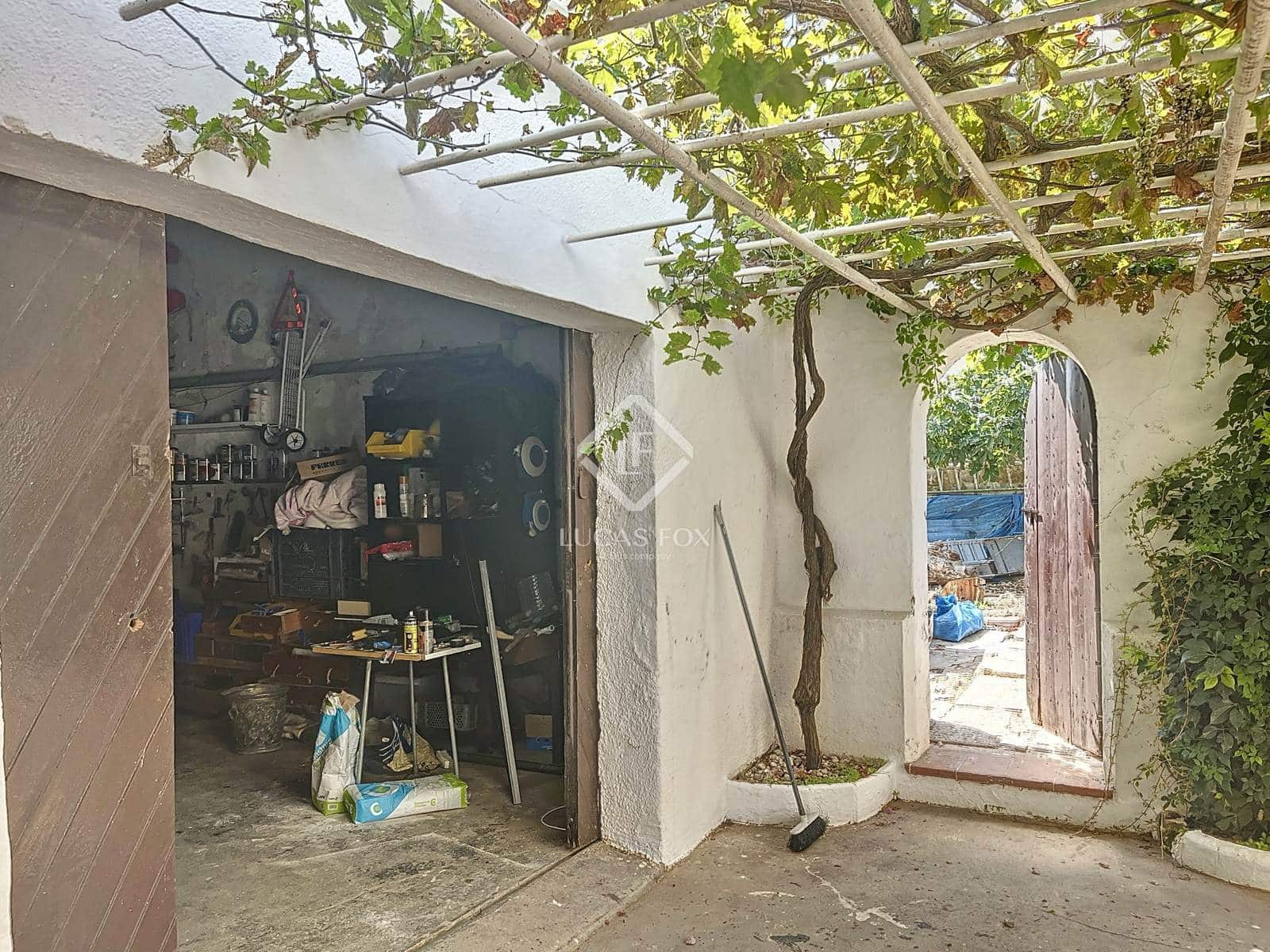 Chalet de 9 habitaciones en Mahón / Maó en venta con piscina garaje - 3.900.000 € (Ref: 9450559)