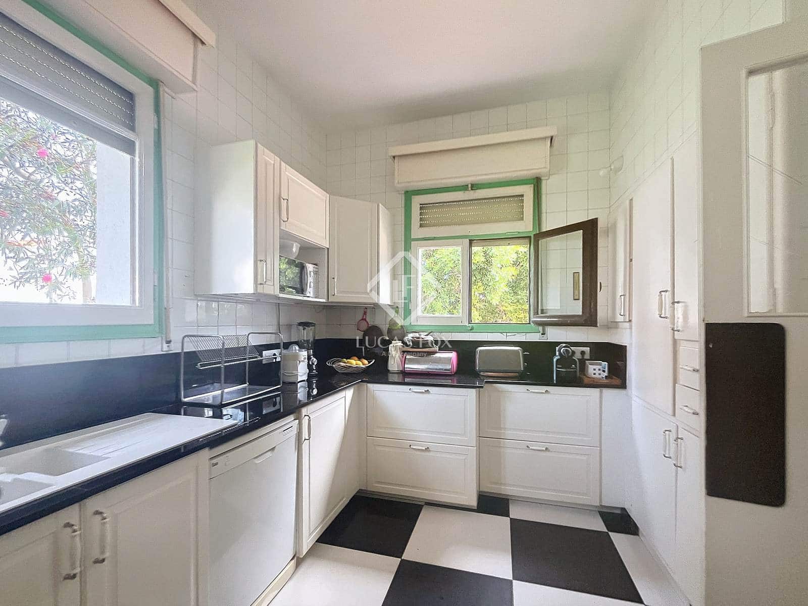 Chalet de 9 habitaciones en Mahón / Maó en venta con piscina garaje - 3.900.000 € (Ref: 9450559)