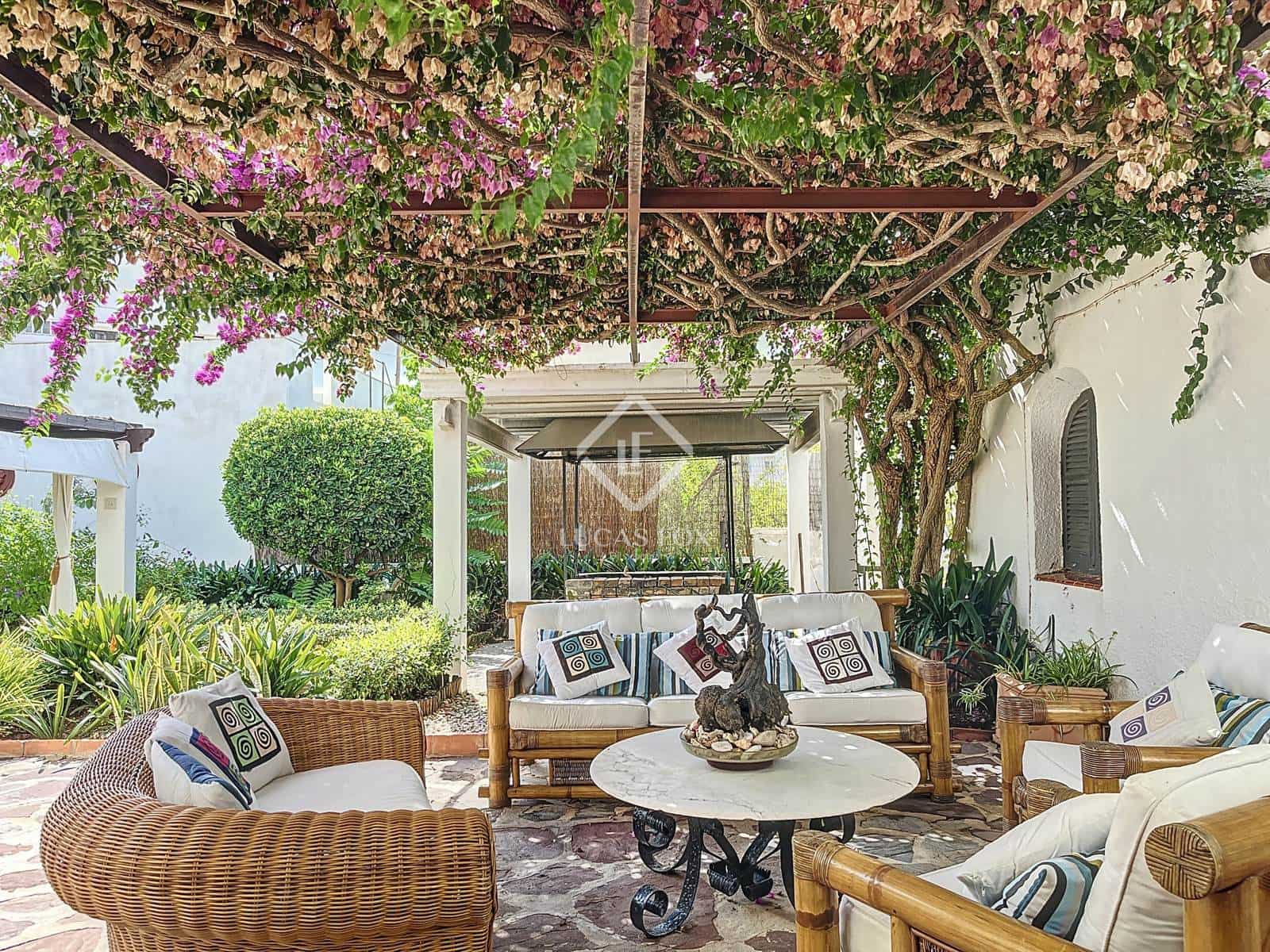 Chalet de 9 habitaciones en Mahón / Maó en venta con piscina garaje - 3.900.000 € (Ref: 9450559)