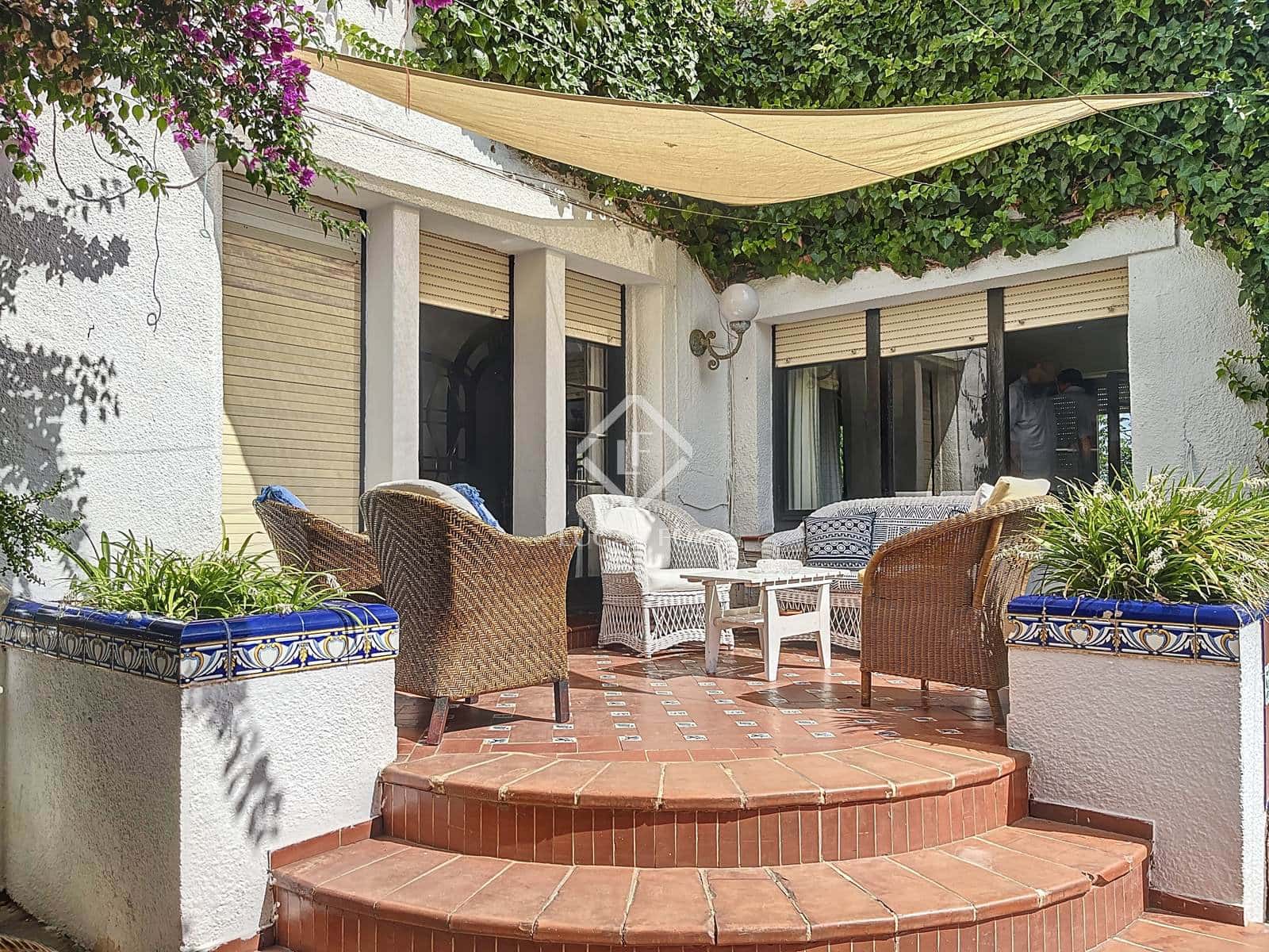 Chalet de 9 habitaciones en Mahón / Maó en venta con piscina garaje - 3.900.000 € (Ref: 9450559)