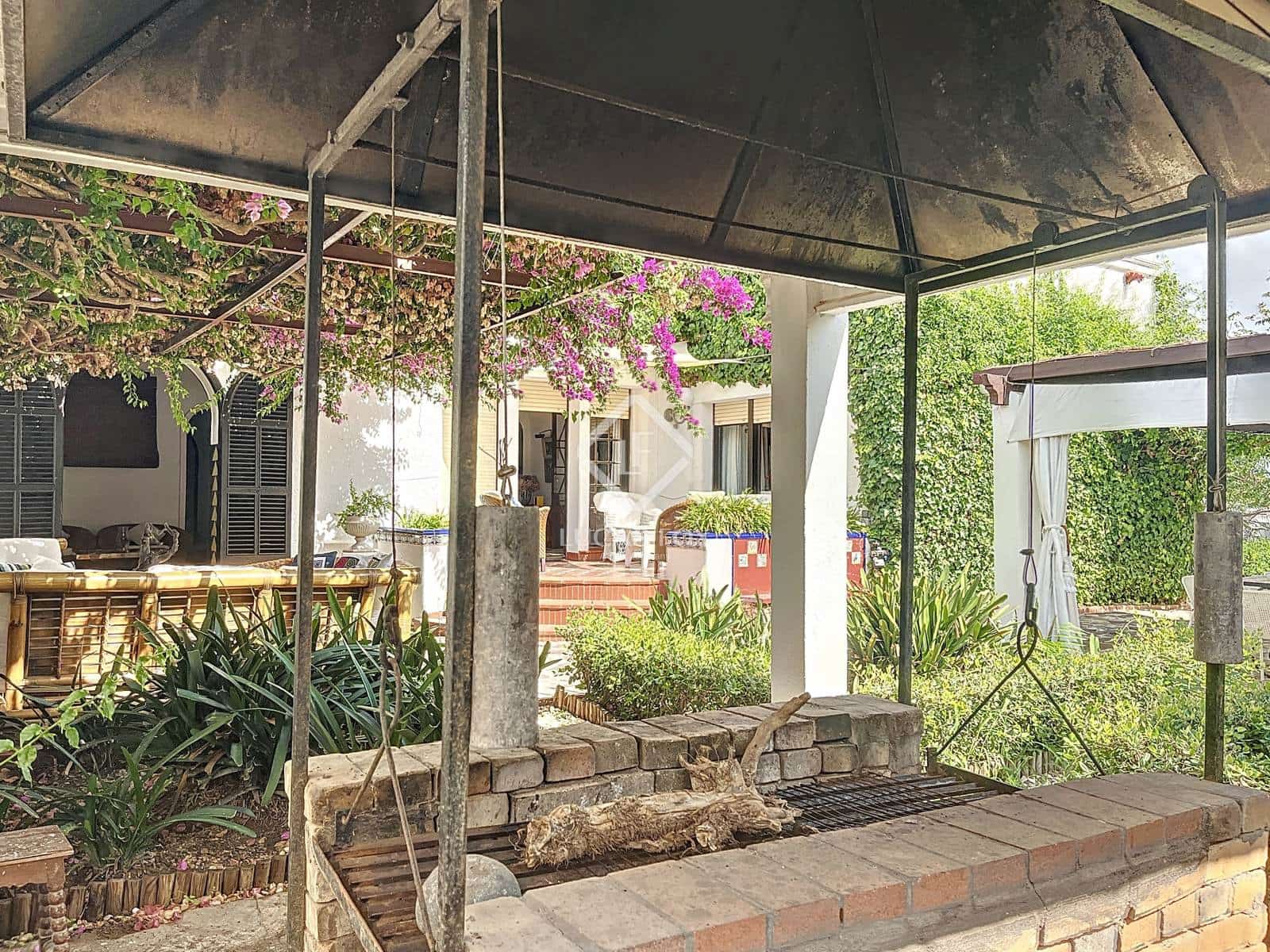 Chalet de 9 habitaciones en Mahón / Maó en venta con piscina garaje - 3.900.000 € (Ref: 9450559)