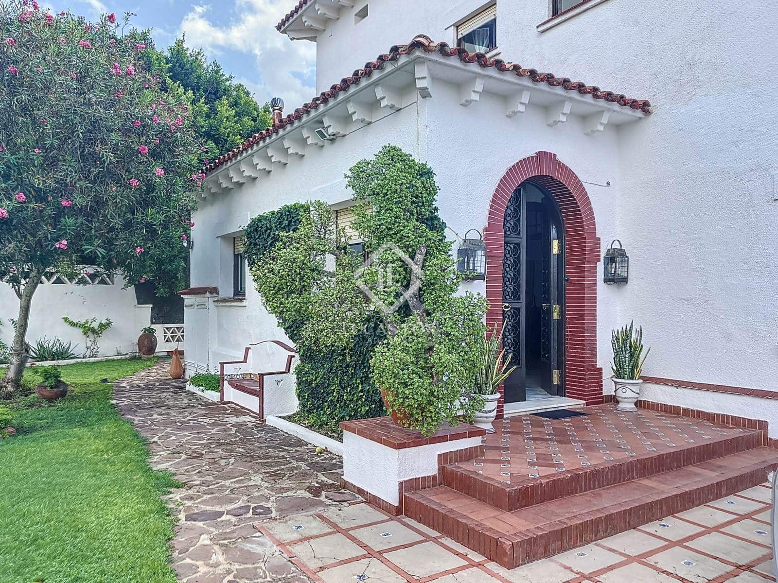 Chalet de 9 habitaciones en Mahón / Maó en venta con piscina garaje - 3.900.000 € (Ref: 9450559)