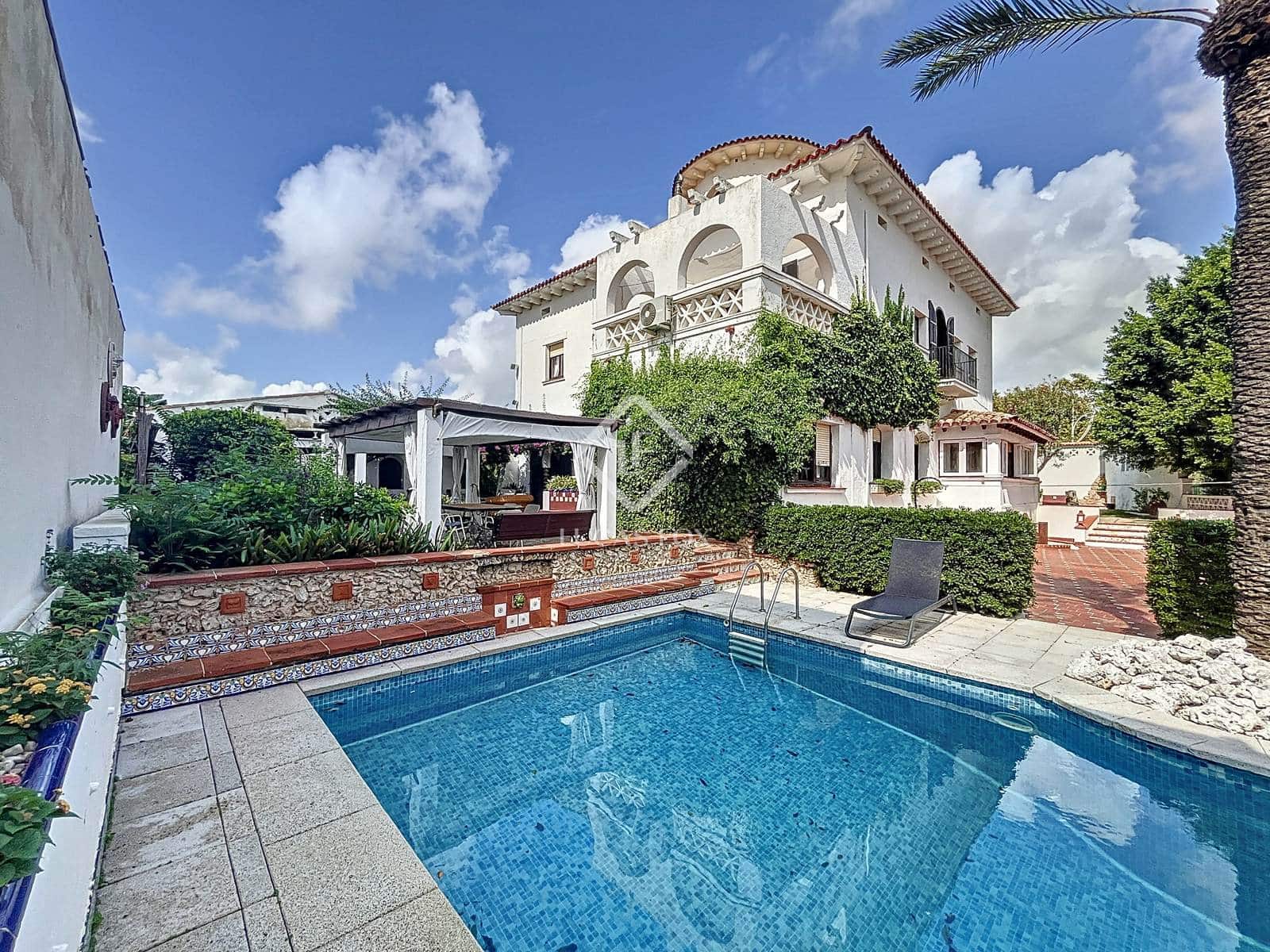 Chalet de 9 habitaciones en Mahón / Maó en venta con piscina garaje - 3.900.000 € (Ref: 9450559)