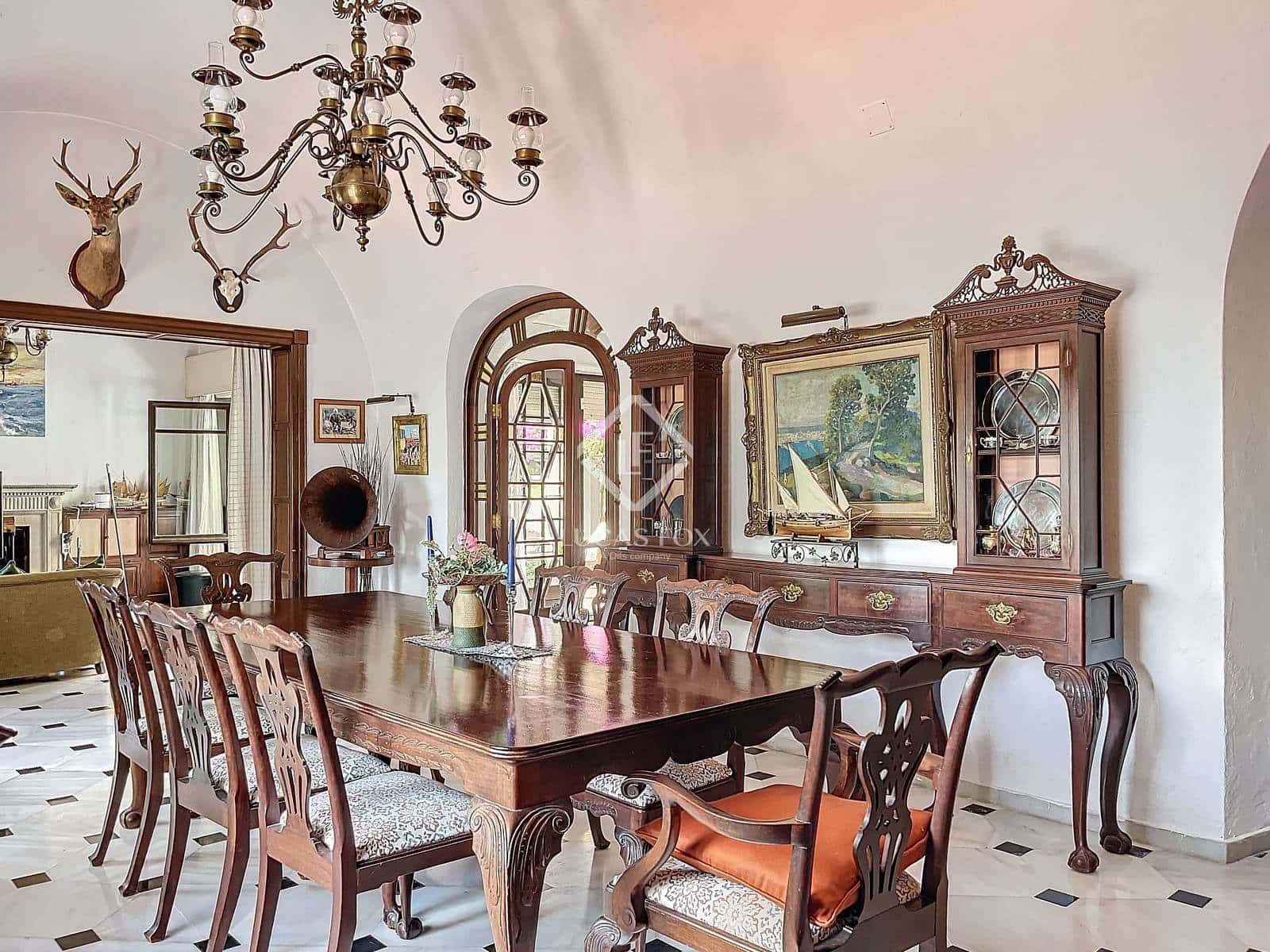 Chalet de 9 habitaciones en Mahón / Maó en venta con piscina garaje - 3.900.000 € (Ref: 9450559)