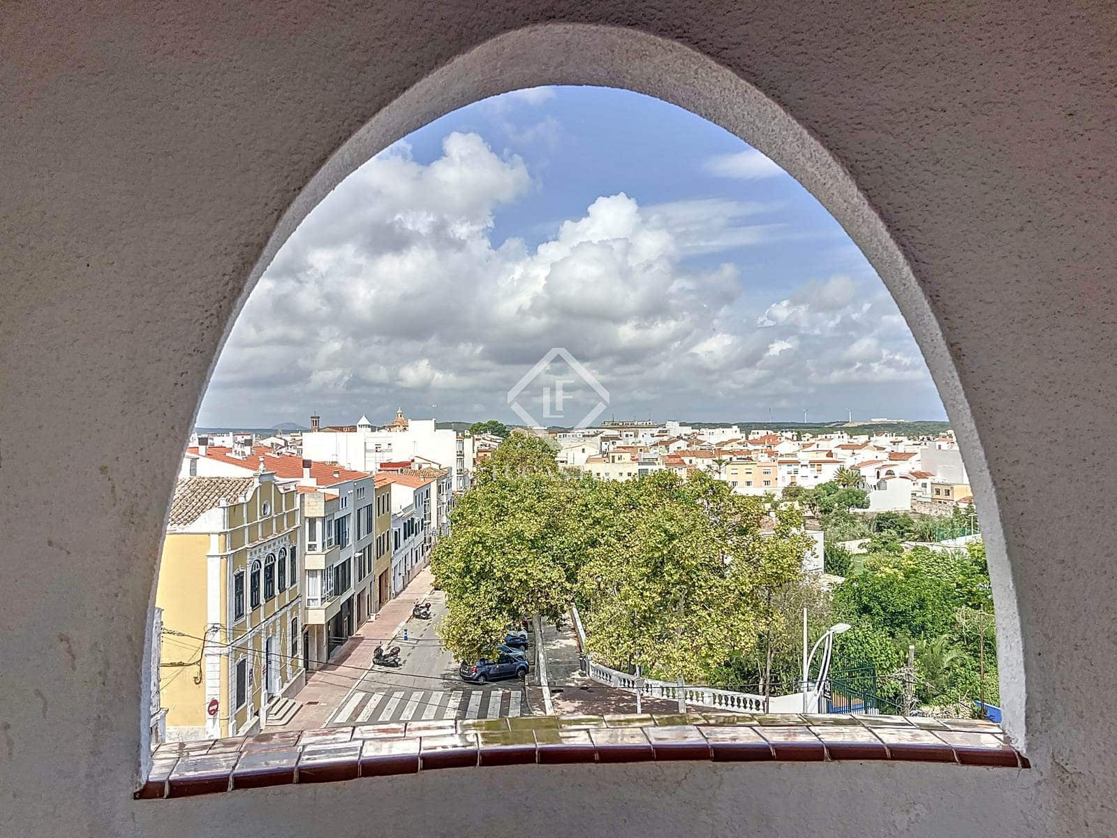 Chalet de 9 habitaciones en Mahón / Maó en venta con piscina garaje - 3.900.000 € (Ref: 9450559)