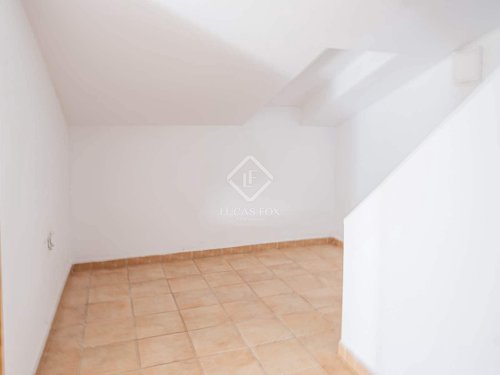 5 Zimmer Villa zu verkaufen in Betera mit Pool Garage - 430.000 € (Ref: 9450563)