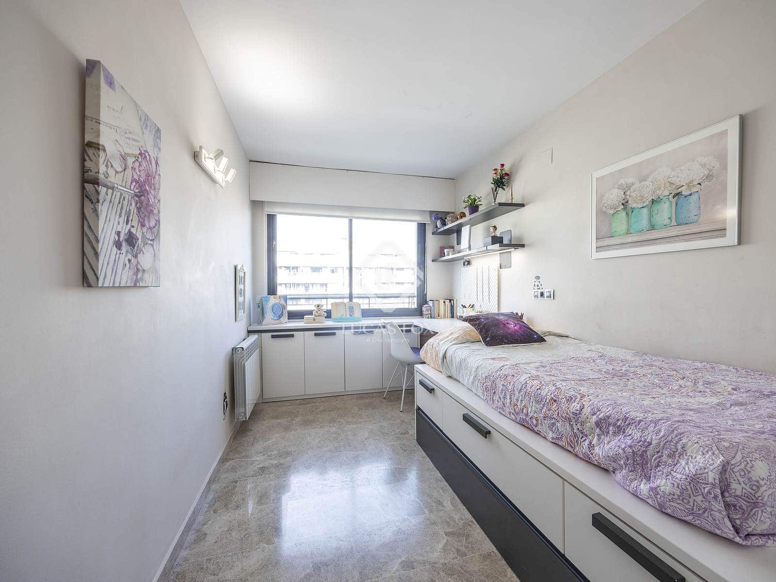 4 slaapkamer Appartement te koop in Valencia stad met zwembad garage - € 1.300.000 (Ref: 9450849)