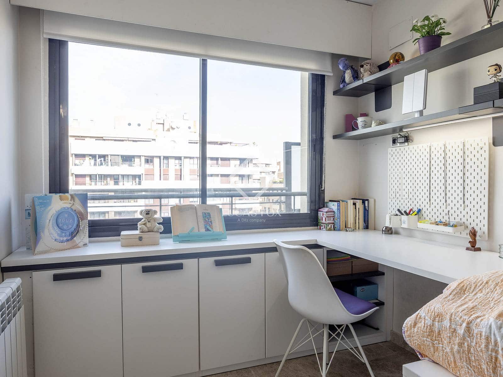 4 slaapkamer Appartement te koop in Valencia stad met zwembad garage - € 1.300.000 (Ref: 9450849)