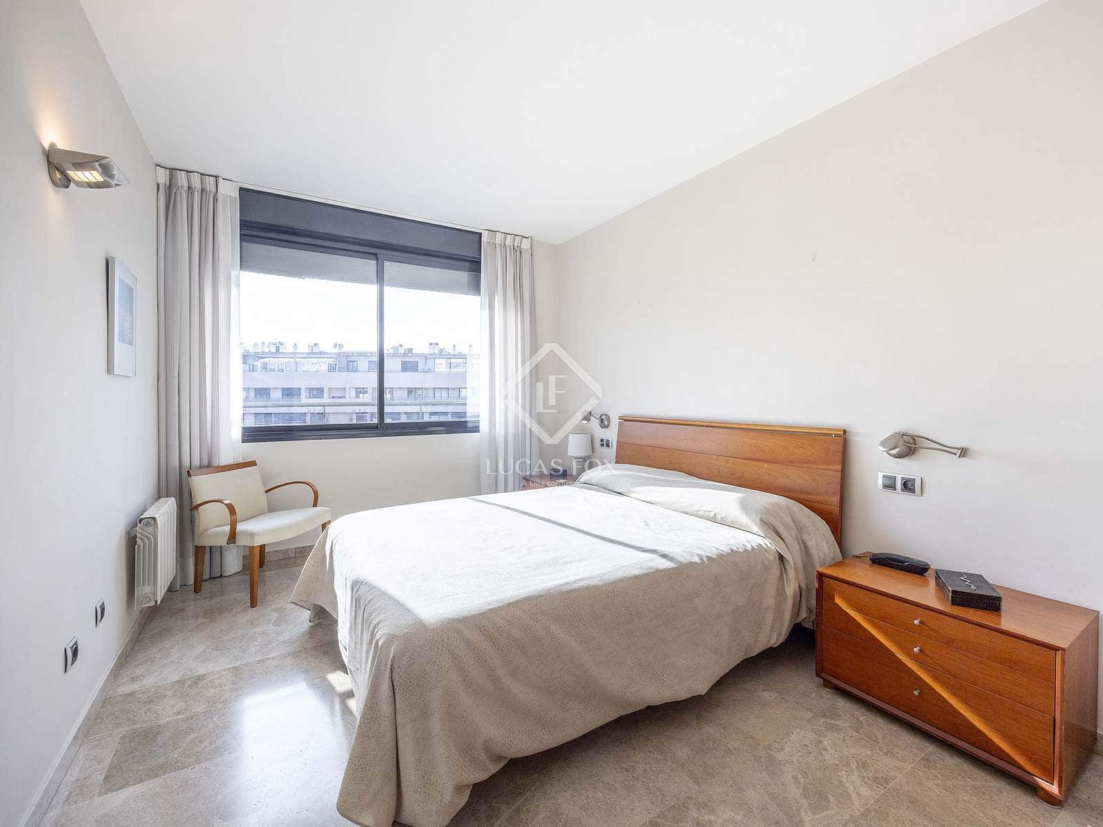 4 slaapkamer Appartement te koop in Valencia stad met zwembad garage - € 1.300.000 (Ref: 9450849)