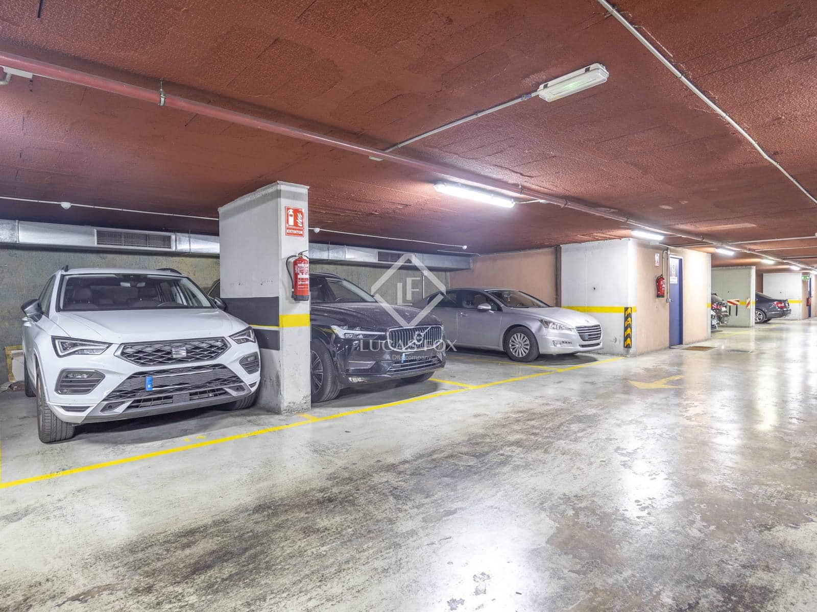 4 slaapkamer Appartement te koop in Valencia stad met zwembad garage - € 1.300.000 (Ref: 9450849)