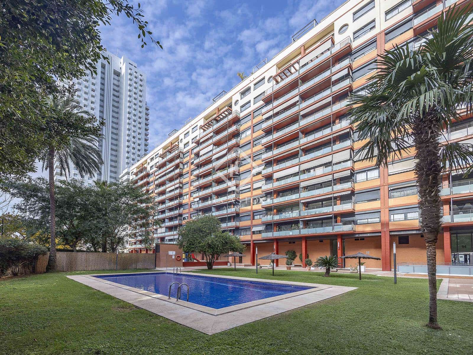 4 slaapkamer Appartement te koop in Valencia stad met zwembad garage - € 1.300.000 (Ref: 9450849)