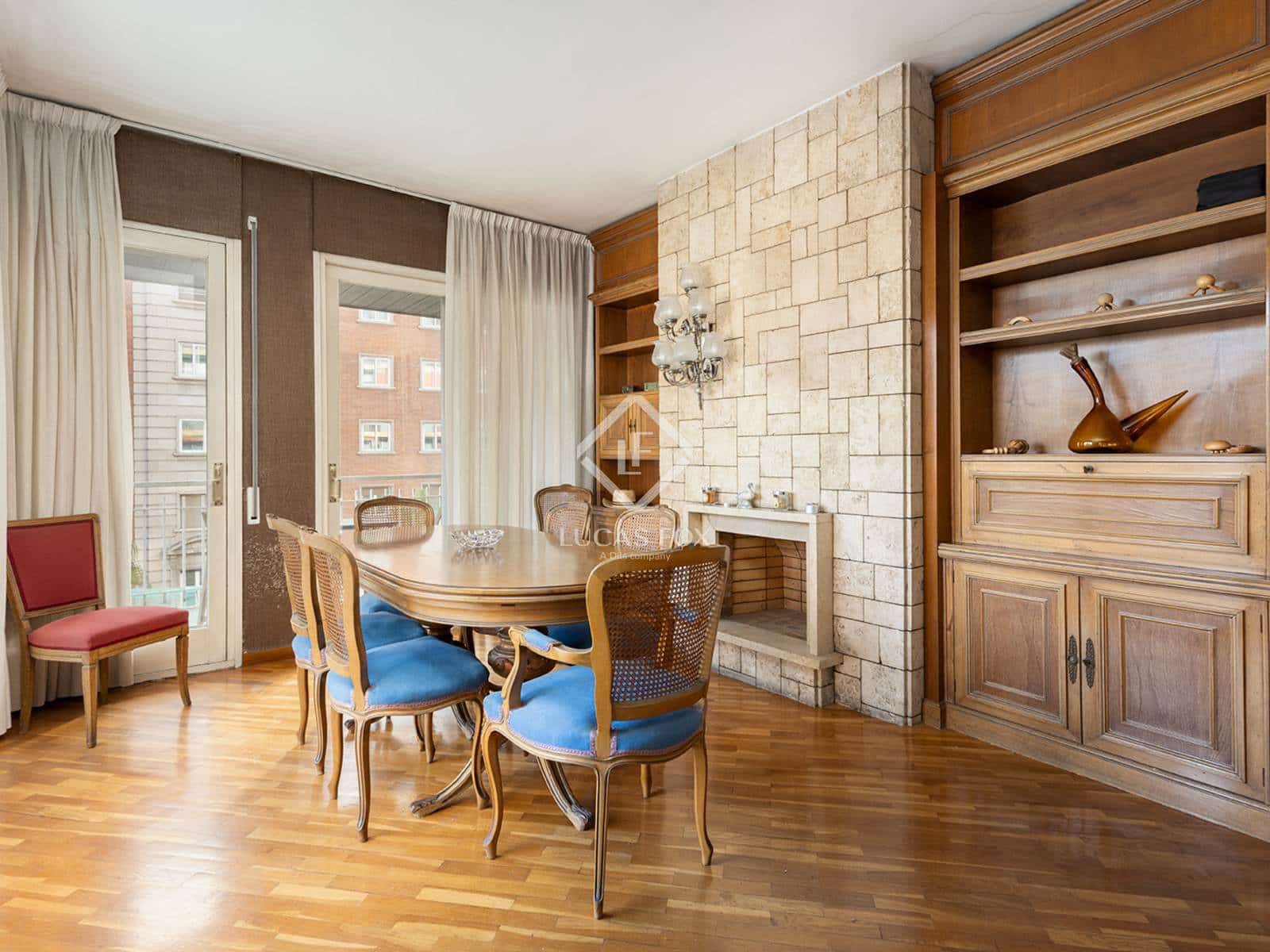 4 slaapkamer Appartement te koop in Barcelona stad met garage - € 1.099.000 (Ref: 9450850)