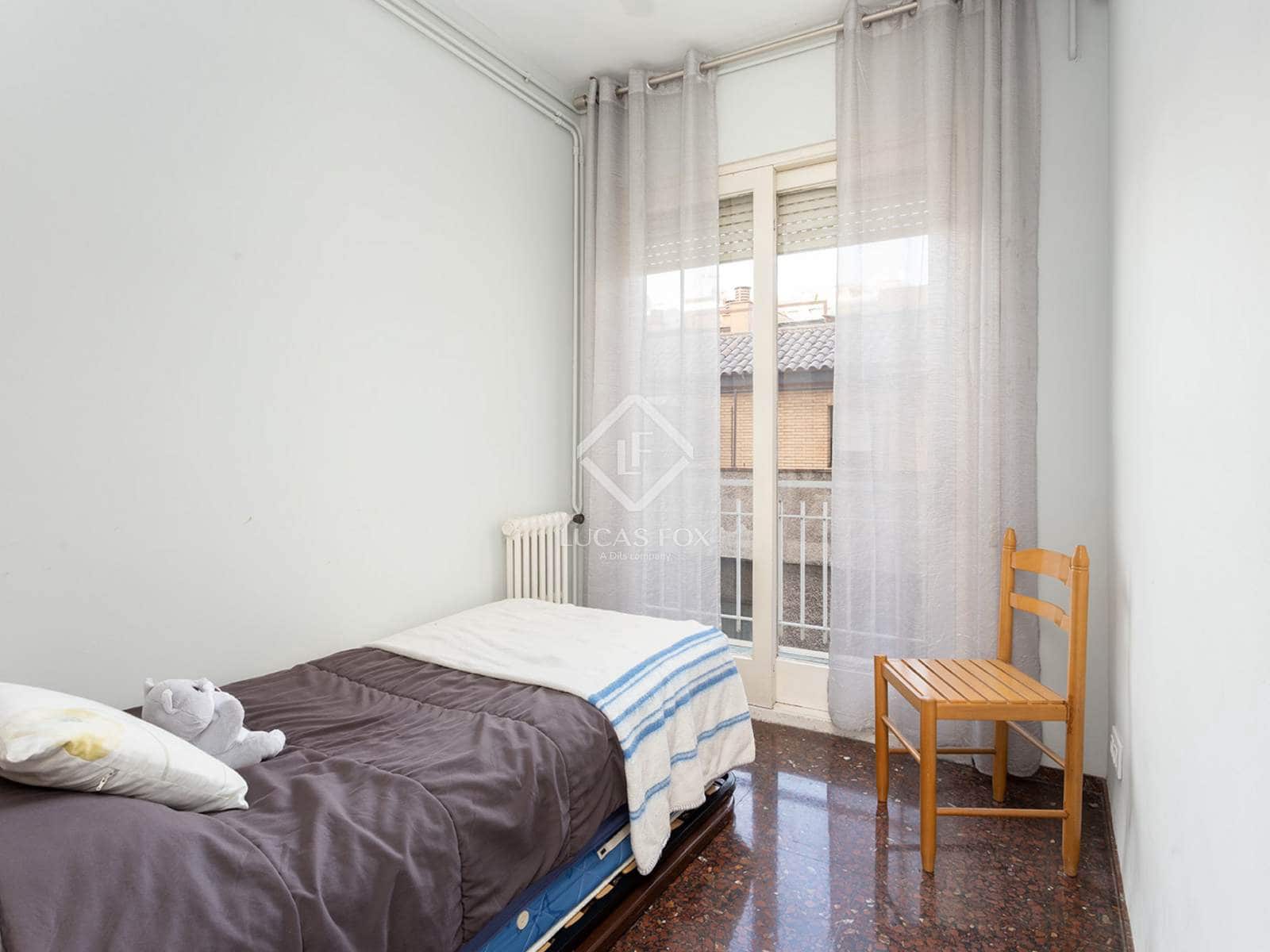 4 slaapkamer Appartement te koop in Barcelona stad met garage - € 1.099.000 (Ref: 9450850)
