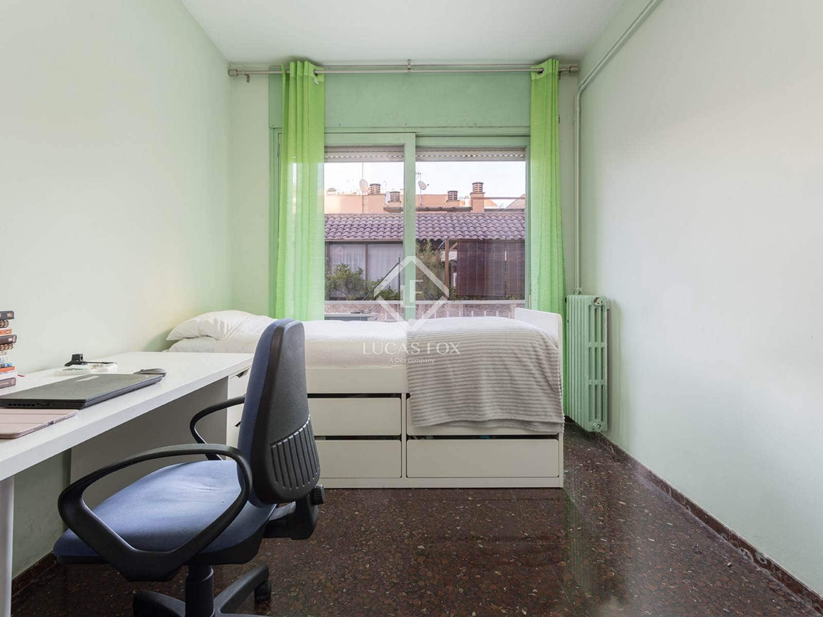4 slaapkamer Appartement te koop in Barcelona stad met garage - € 1.099.000 (Ref: 9450850)