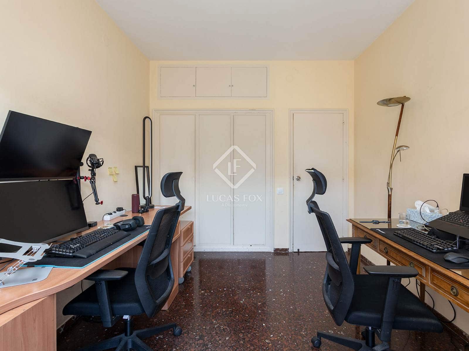 4 slaapkamer Appartement te koop in Barcelona stad met garage - € 1.099.000 (Ref: 9450850)