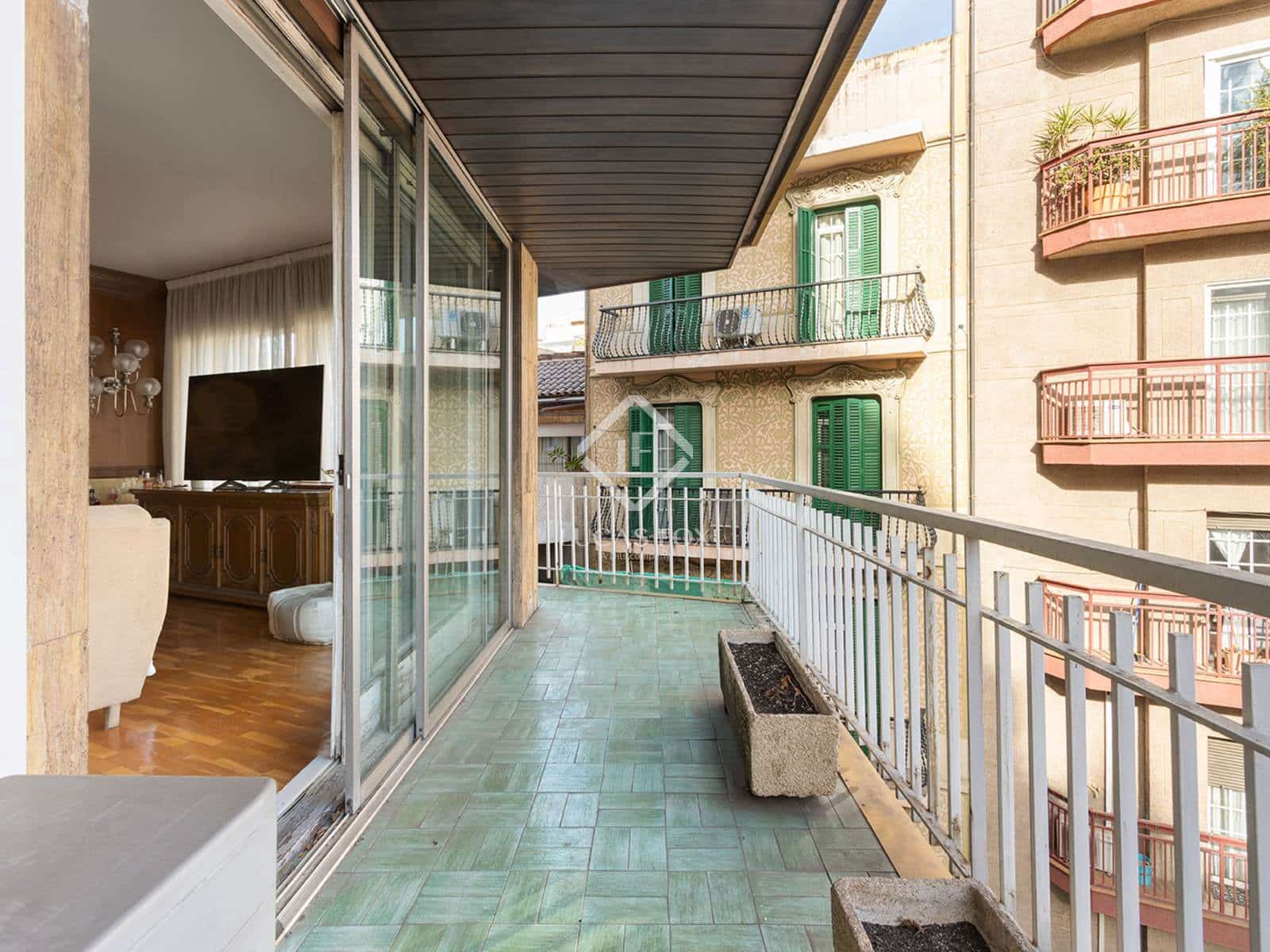 4 slaapkamer Appartement te koop in Barcelona stad met garage - € 1.099.000 (Ref: 9450850)