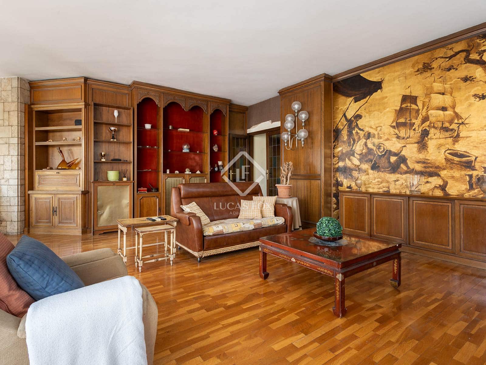 4 slaapkamer Appartement te koop in Barcelona stad met garage - € 1.099.000 (Ref: 9450850)